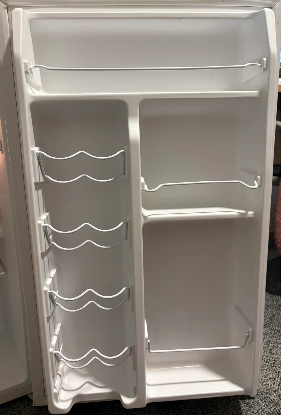 Whirlpool Mini Fridge - photo 3