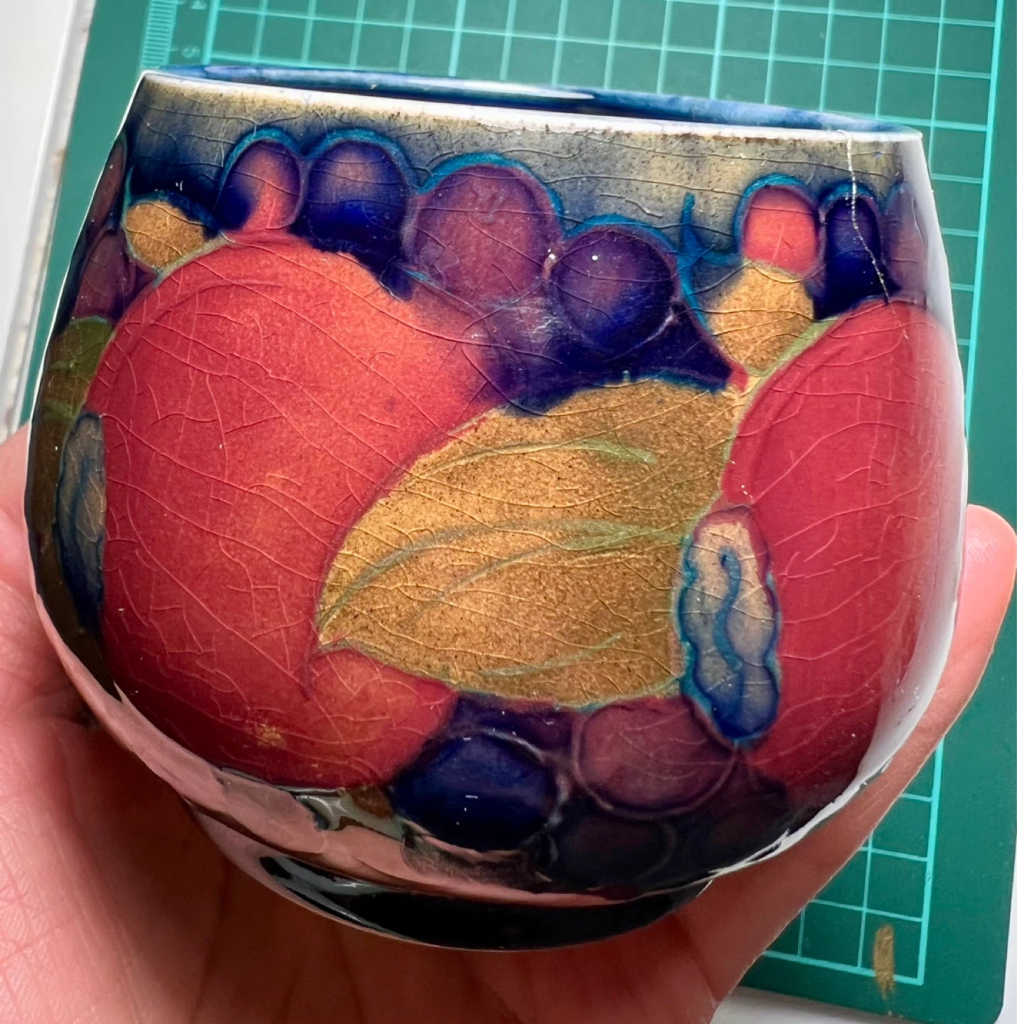 Vintage Moorcroft Small Bowl - photo 5