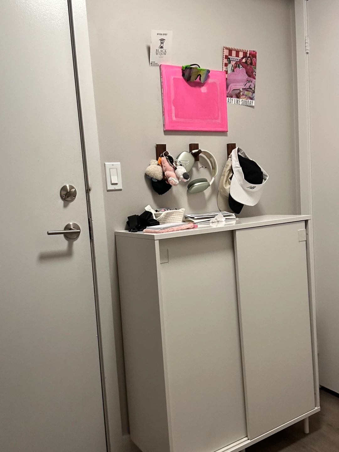 free shoe cabinet - photo 3
