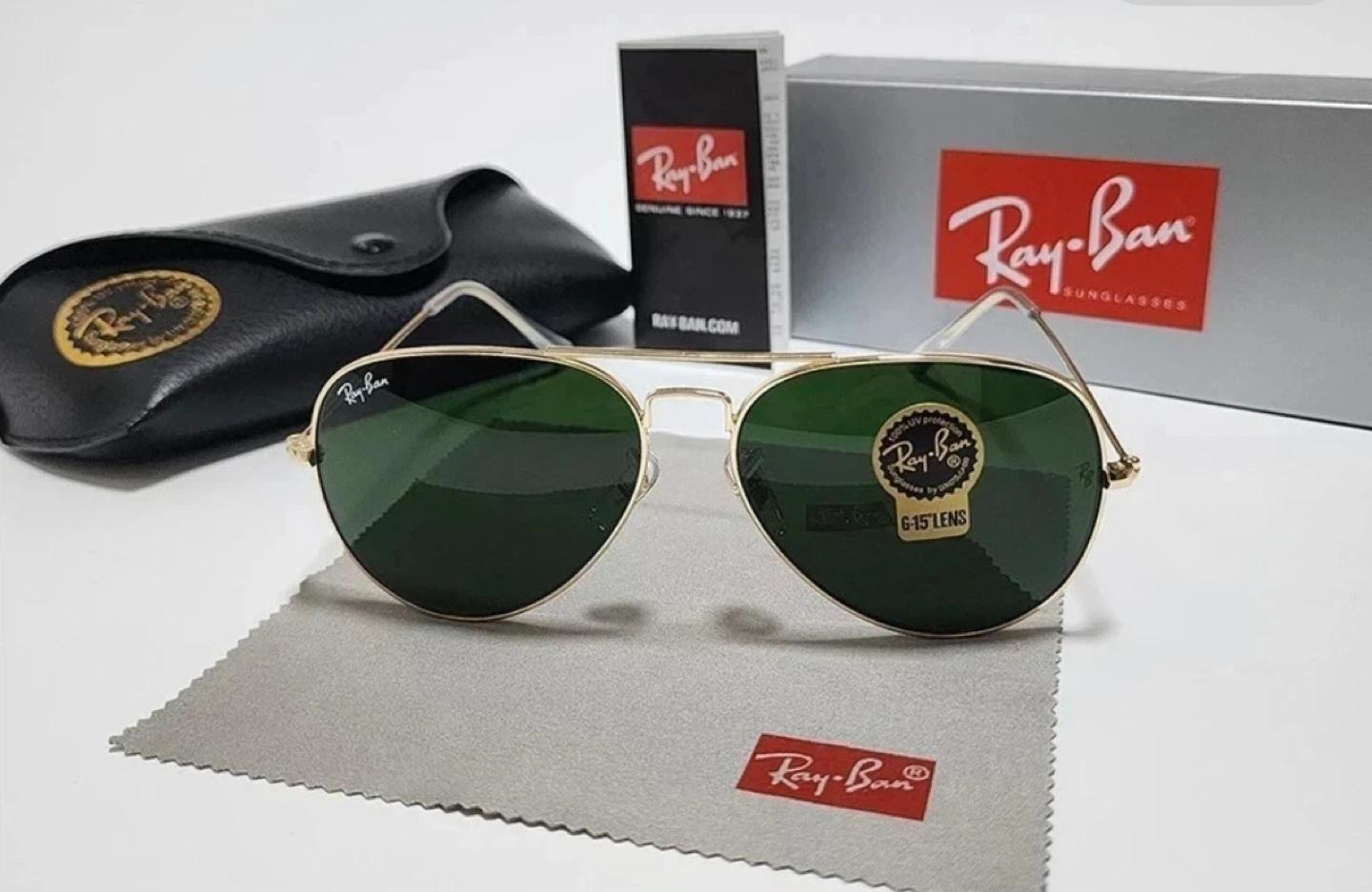 Ray-Ban Aviator Sunglasses with Case and Box
