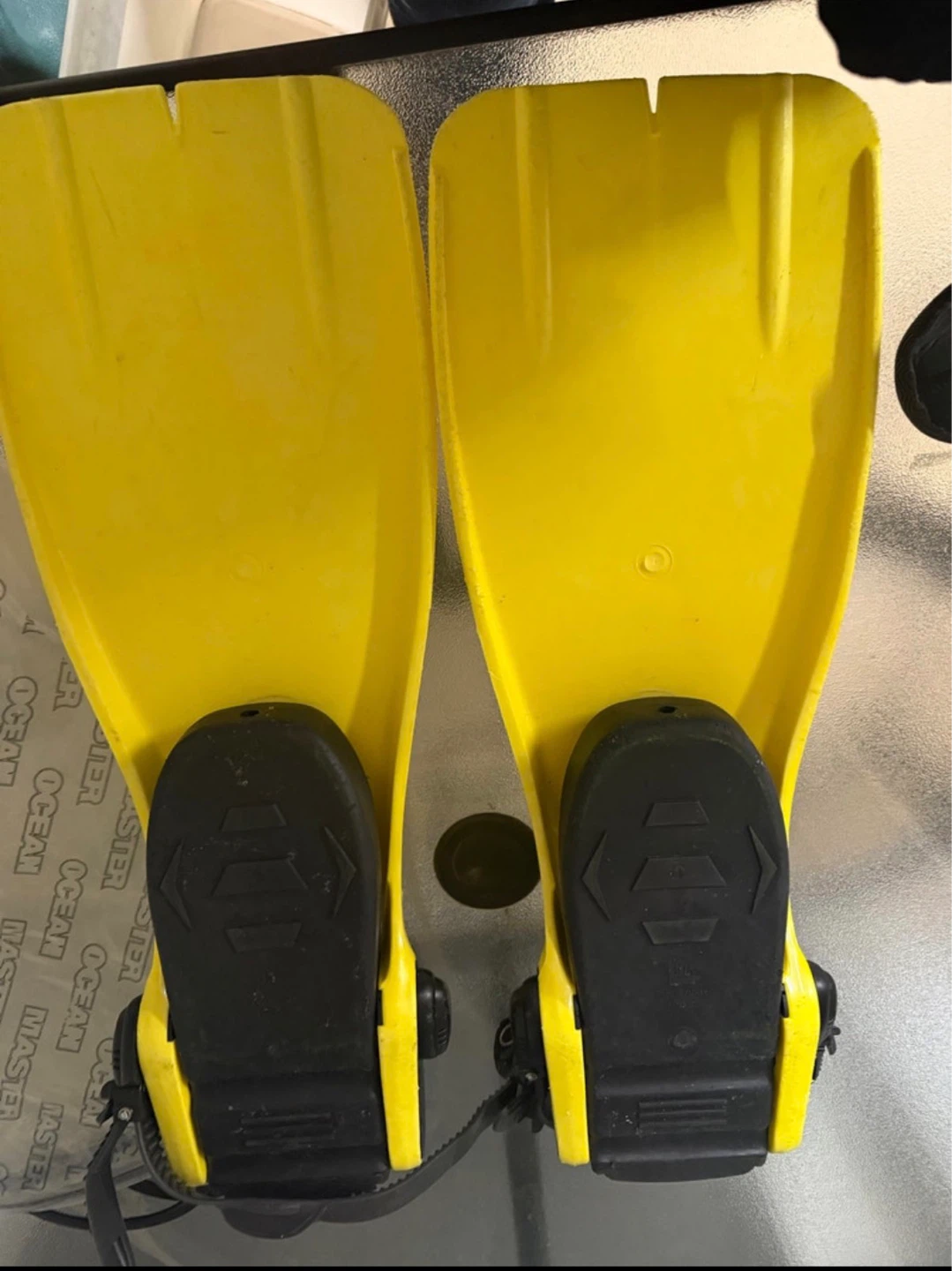 ART Scuba Diving Fins - Yellow