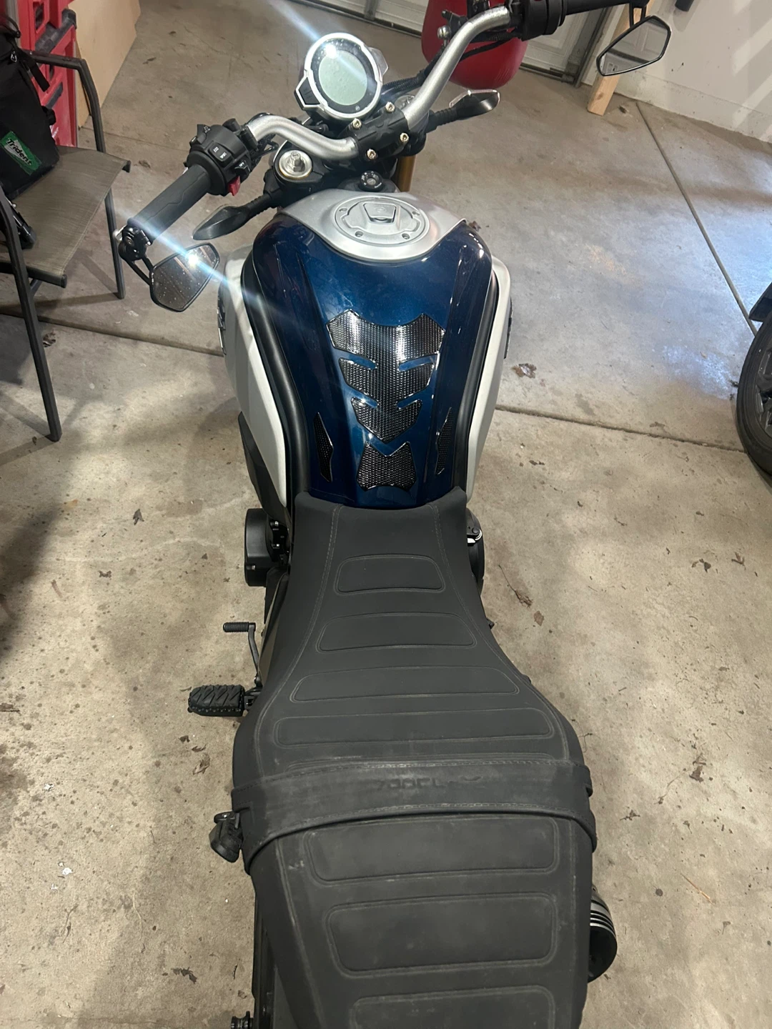 CFMoto 700CL-X Heritage Motorcycle 2022