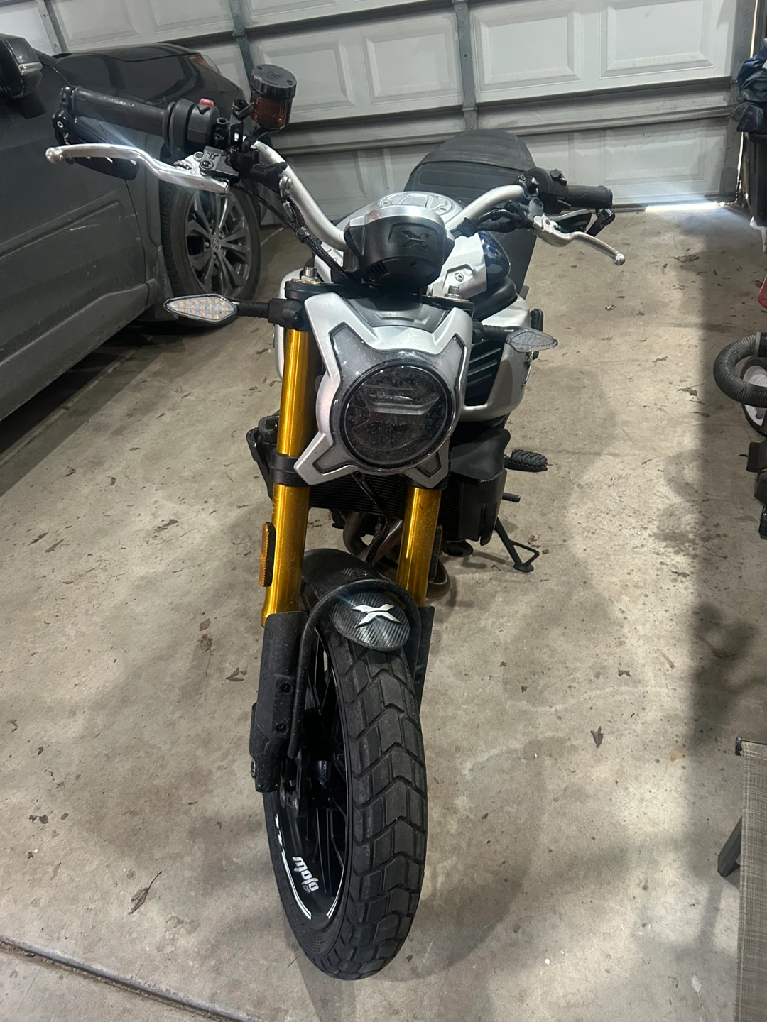 CFMoto 700CL-X Heritage Motorcycle 2022 - photo 3
