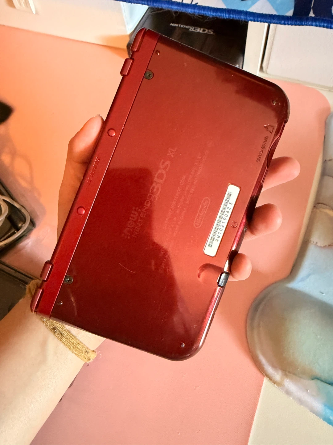 Nintendo New 3DS XL Red - photo 3
