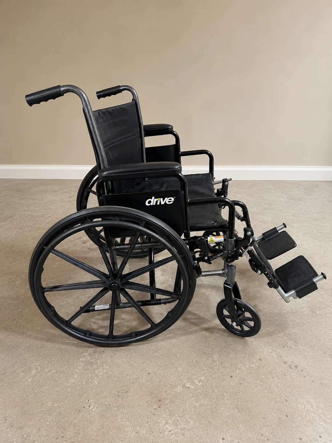 Drive Medical Silver Sport II Wheelchair Model # SSP218DDA-ELR