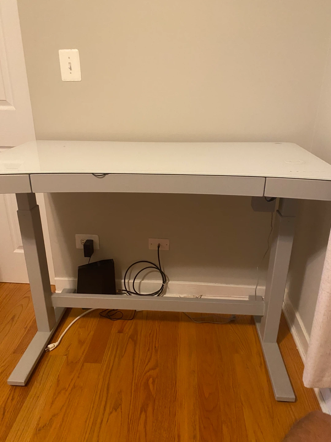 Tresanti standing desk