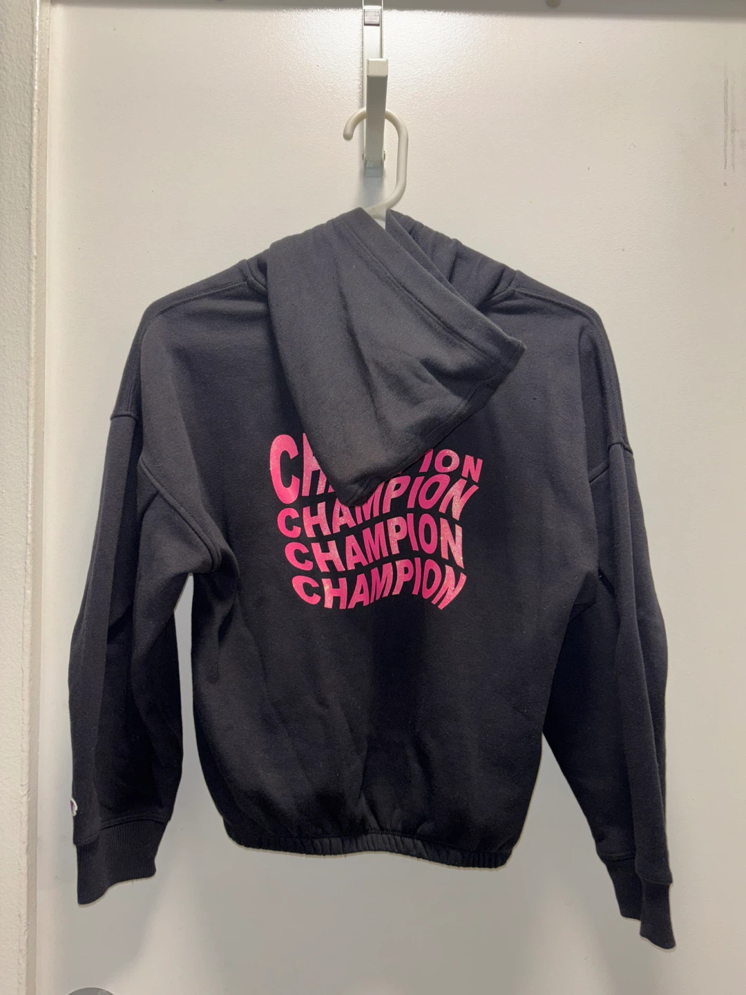 Champion Black Hoodie Youth Size M (10/12) - photo 2