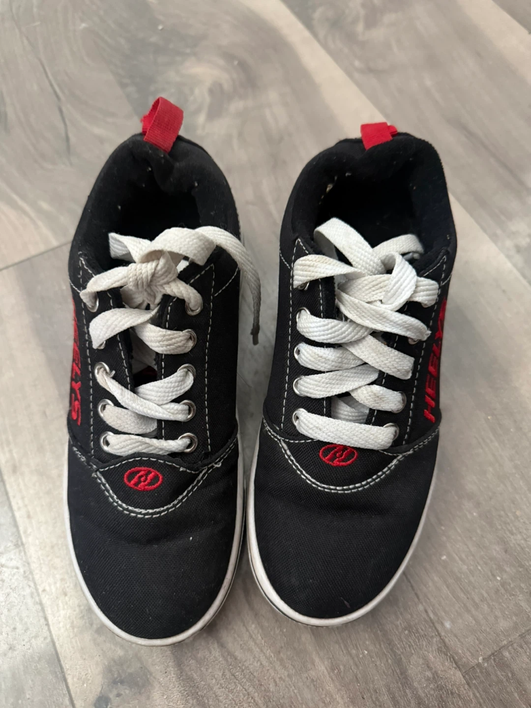Heelys Kids Size 1 Roller Shoes Black Red - photo 2