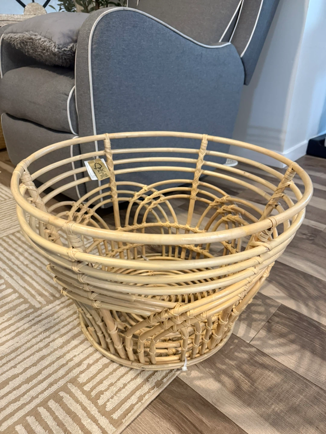 H&M Home Large Rattan Storage Basket - photo 2