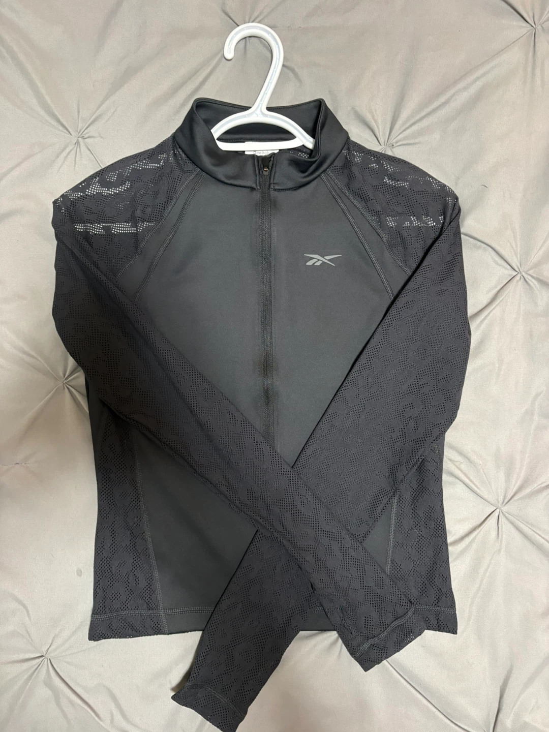 Reebok Women's Black Mesh Long Sleeve Athletic Top - photo 3