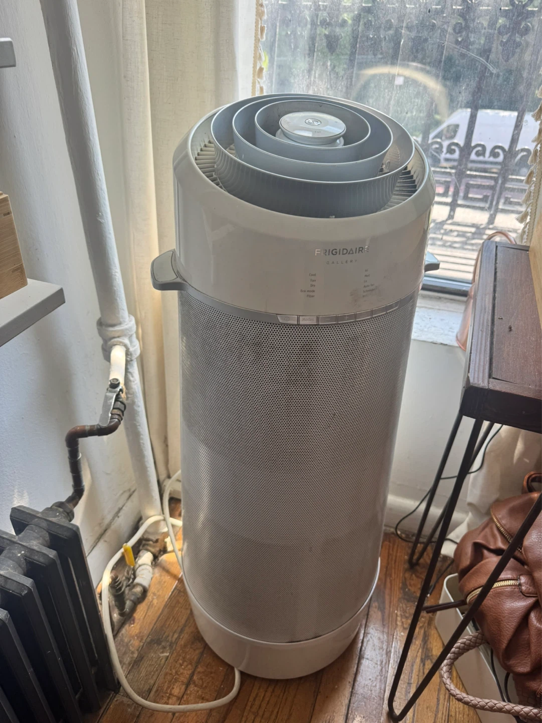 Frigidaire Gallery Smart Portable AC – 12,000 BTU – $275 OBO - photo 2