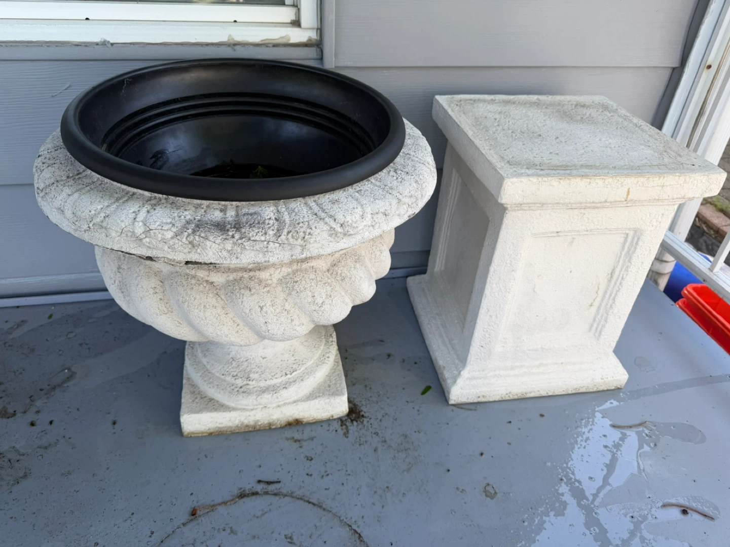 White Pedestal Planter Stand