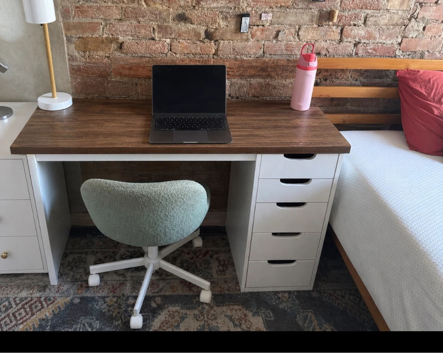 Desk with 5 Drawers
