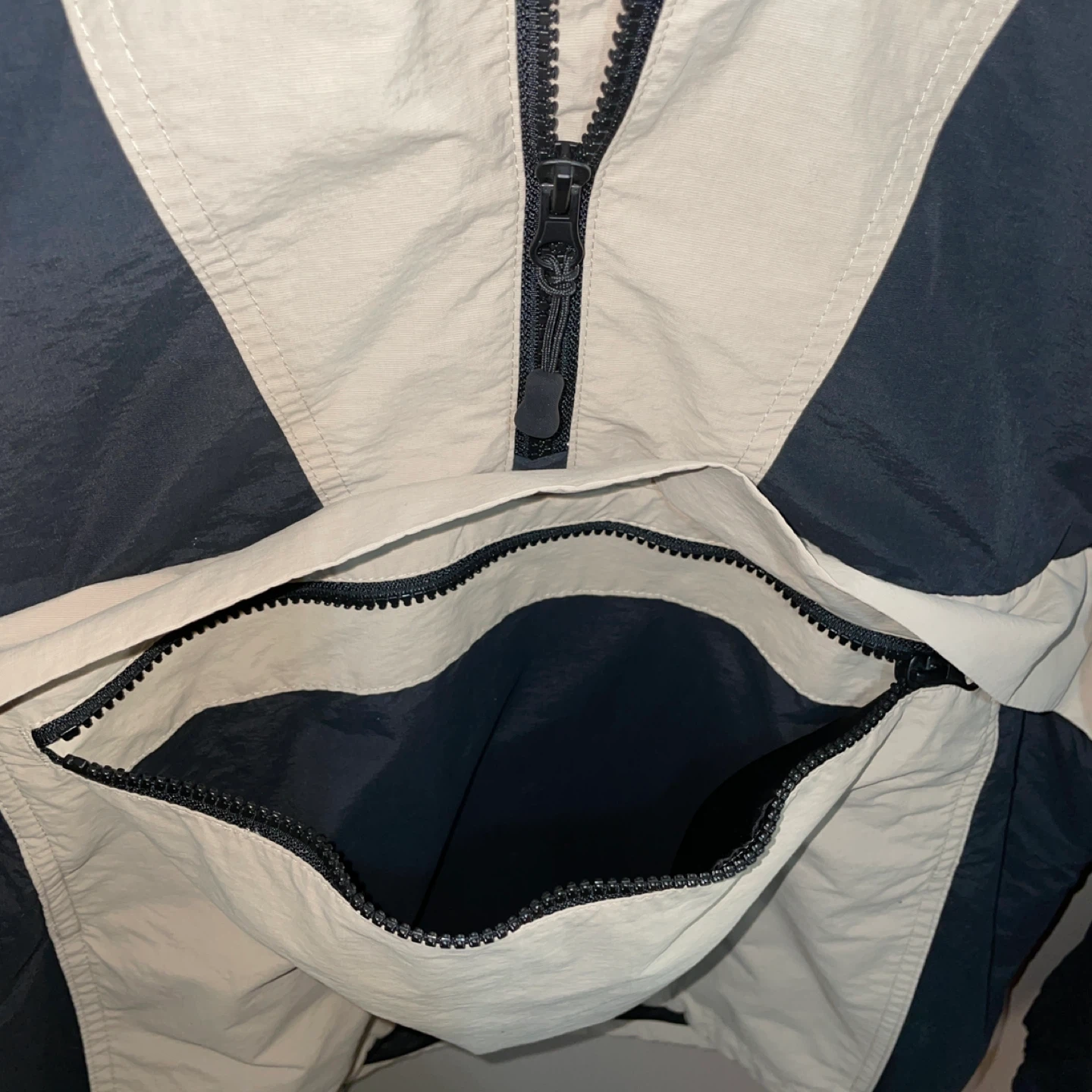 H&M Pullover Windbreaker - Beige (Men's XS) - photo 2