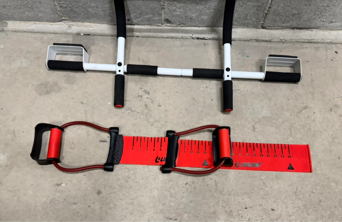 Doorway Pull Up Bar TITLE Boxing Power Push-Up Plus. Both 30$ - photo 3