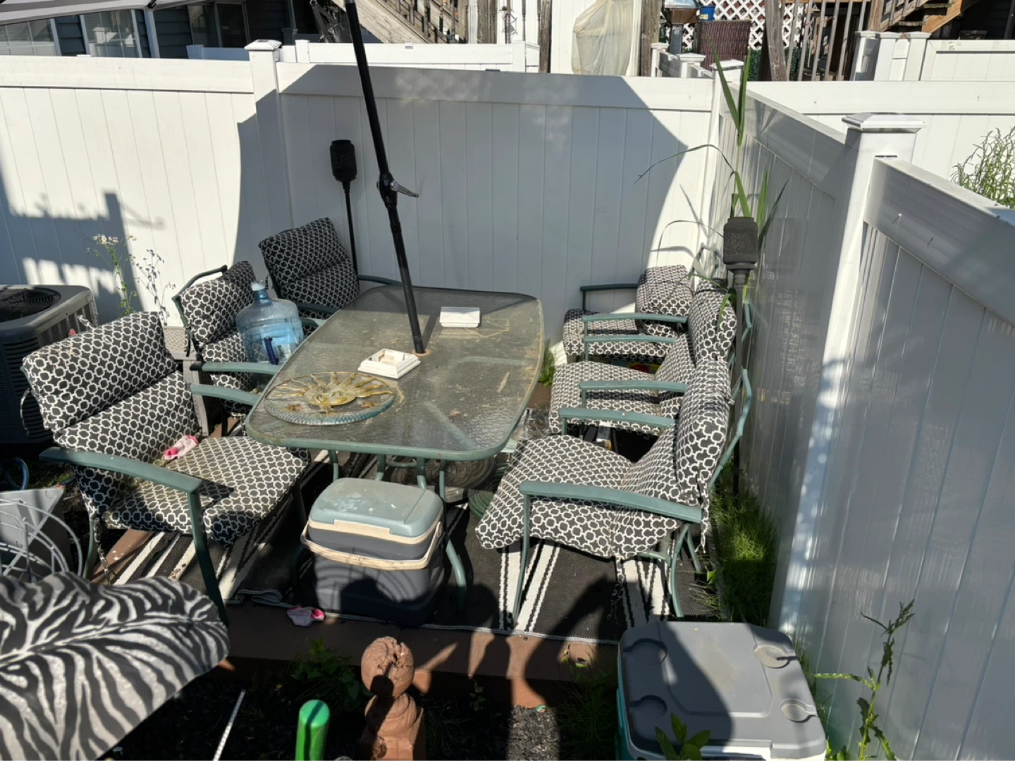 Outdoor Patio Dining Set with Umbrella