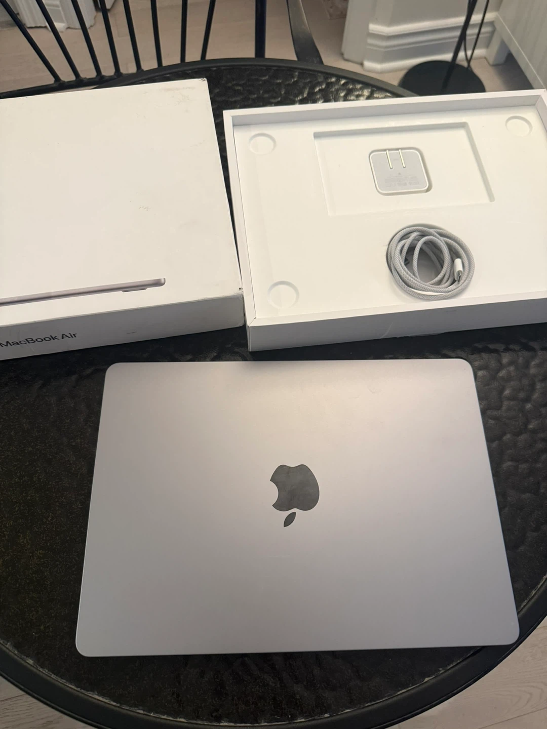 13-inch MacBook Air M3 512GB SSD with Apple Care +