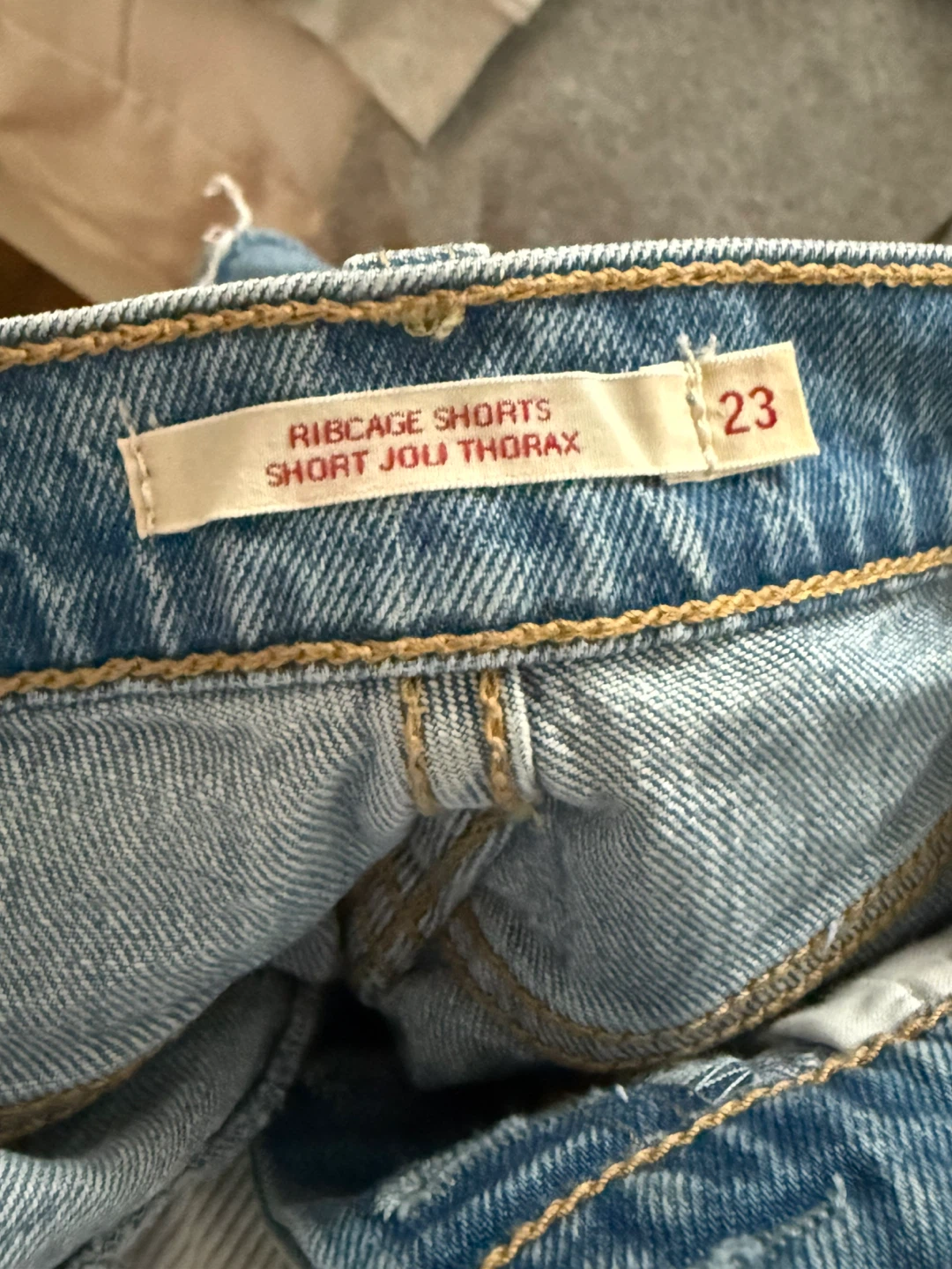Levi's Ribcage Shorts Size 23 - photo 3