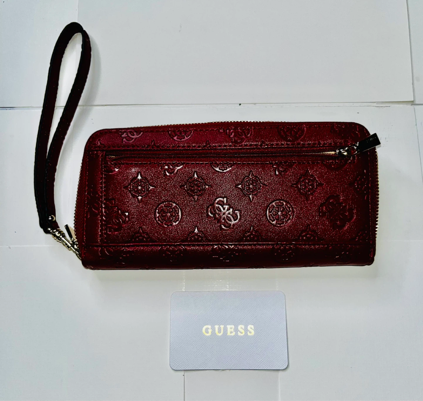 GUESS Red Embossed Logo Wristlet Wallet - photo 3