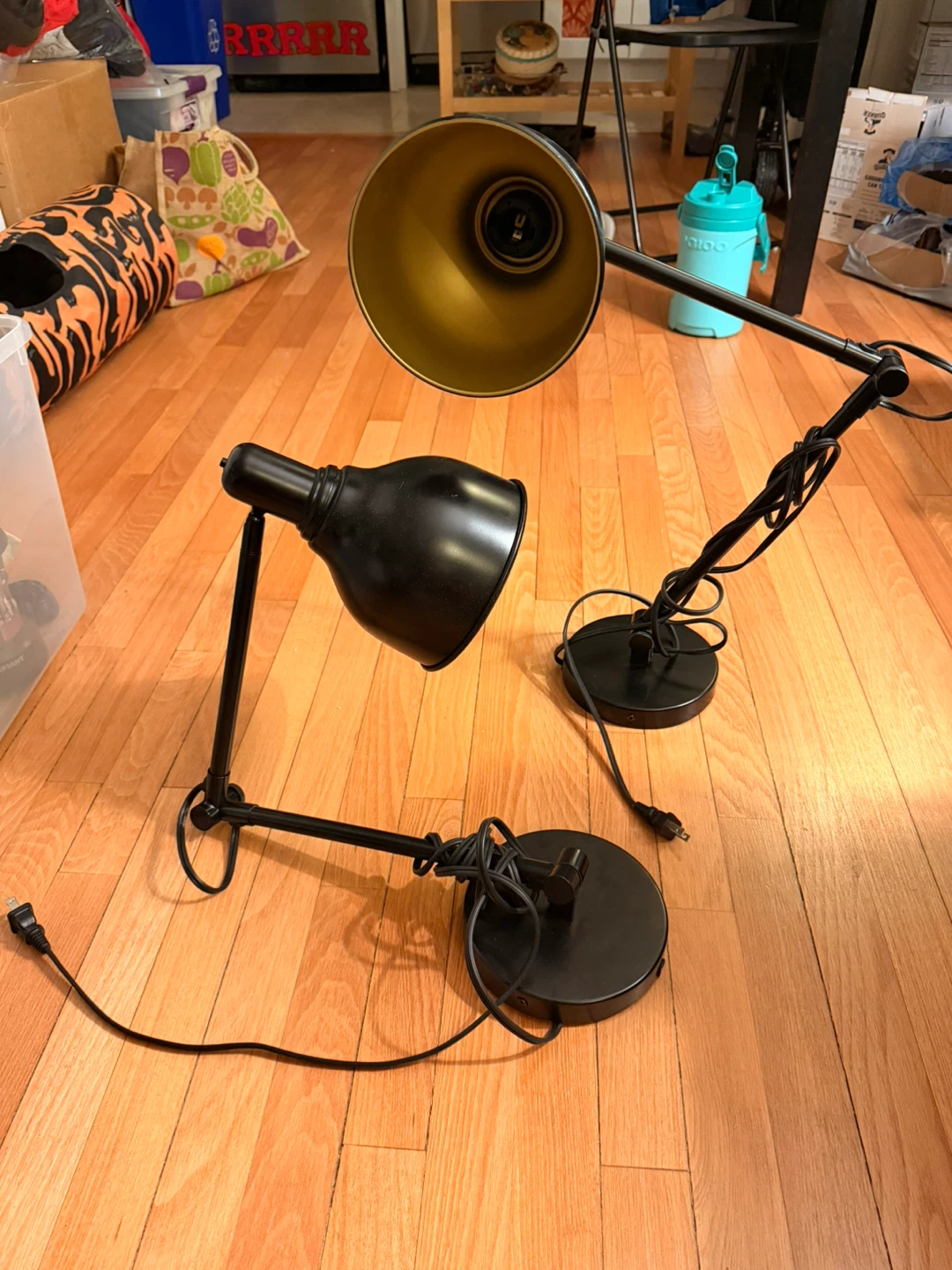 Set of 2 Black wall-mounted Lamps