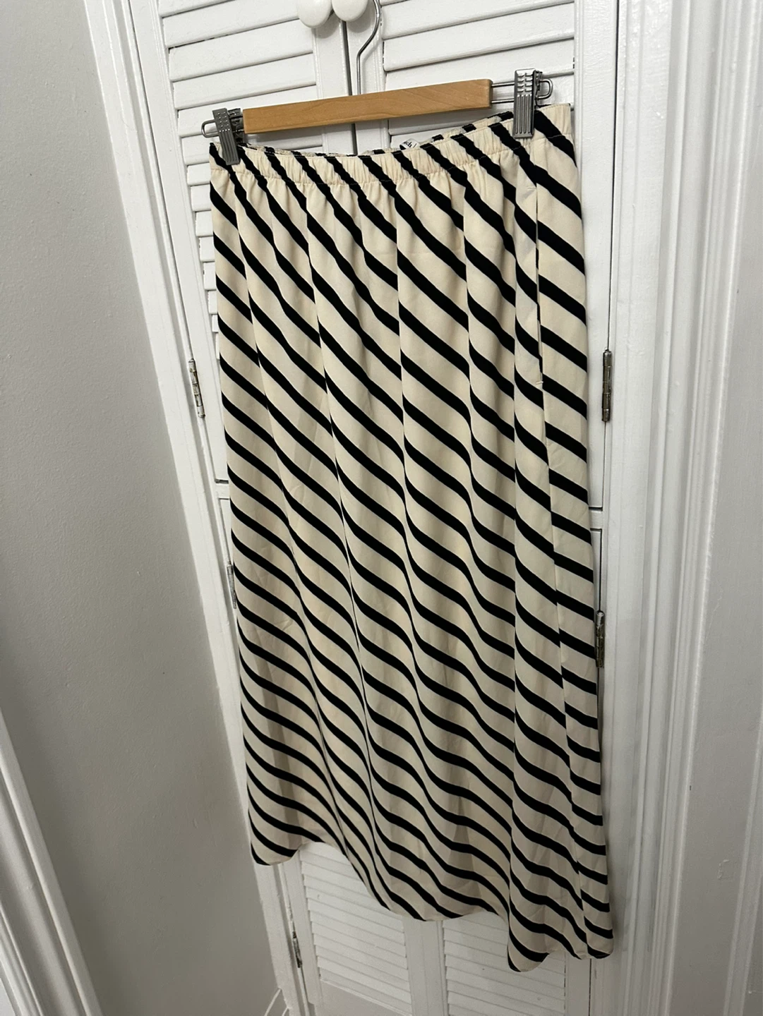 Abercrombie and Fitch Skirt - photo 2