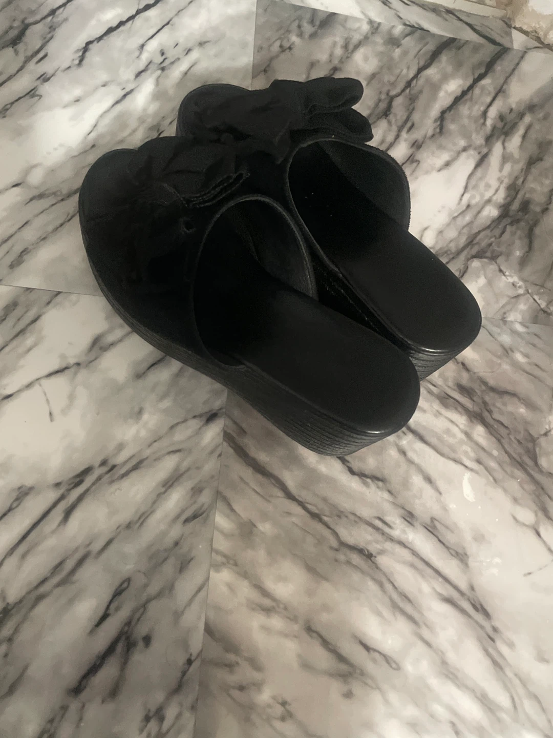 Black Wedge Sandals with Bow - photo 3