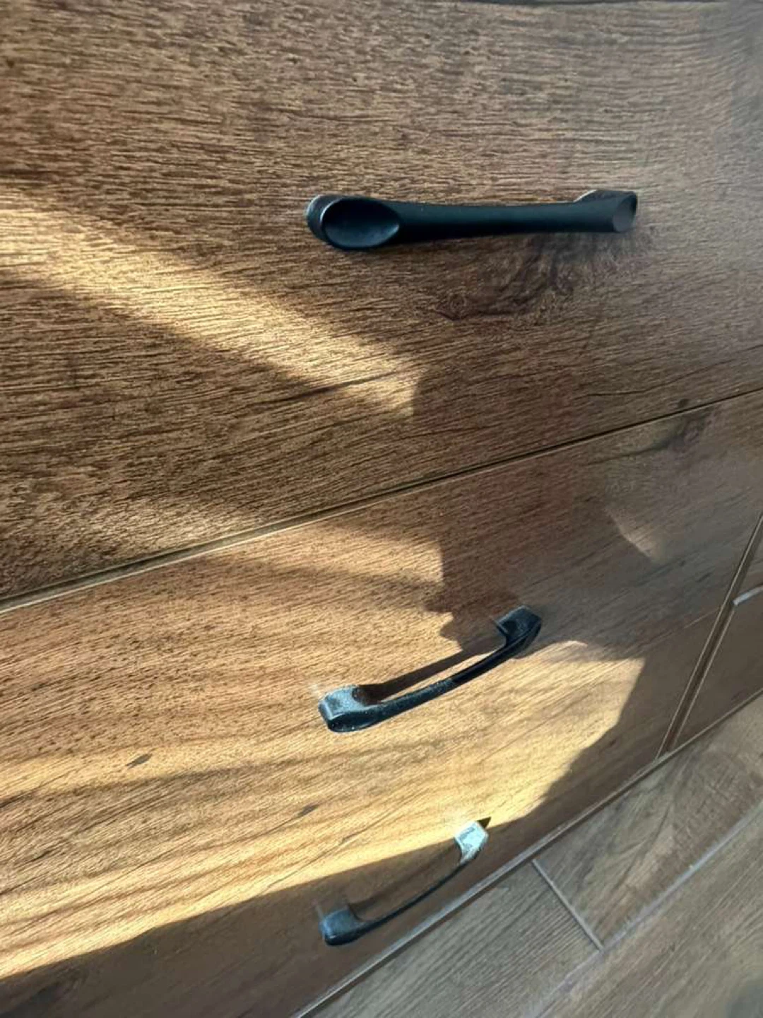 Wood Dresser with 6 Drawers - photo 3