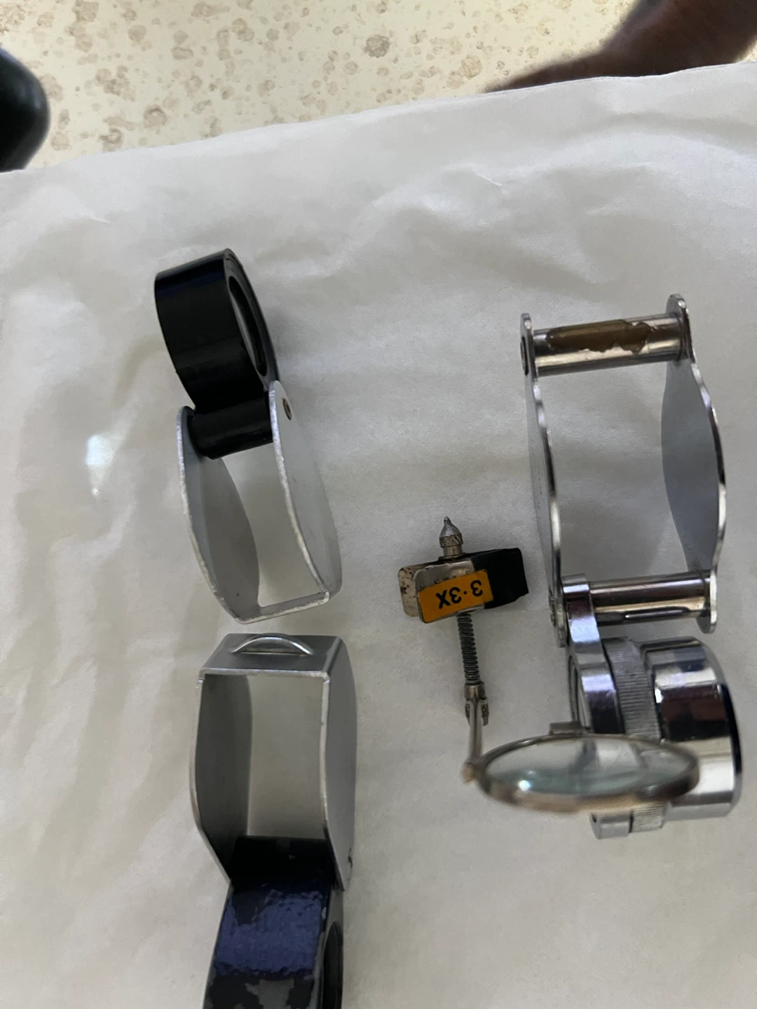 Assorted Magnifying Glasses - 10X, 3X - photo 4