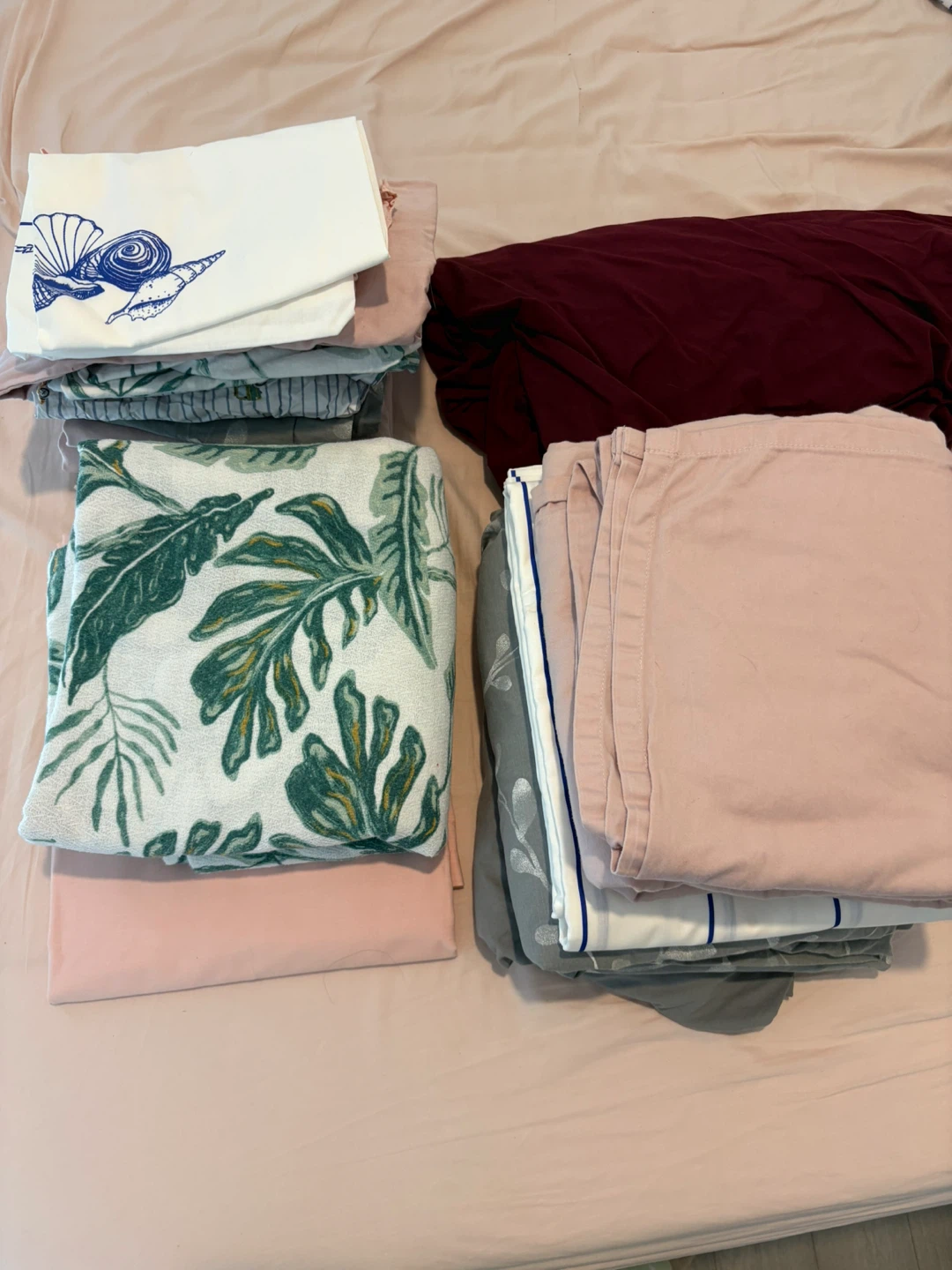 Queen Size Bedding Set Bundle – $20