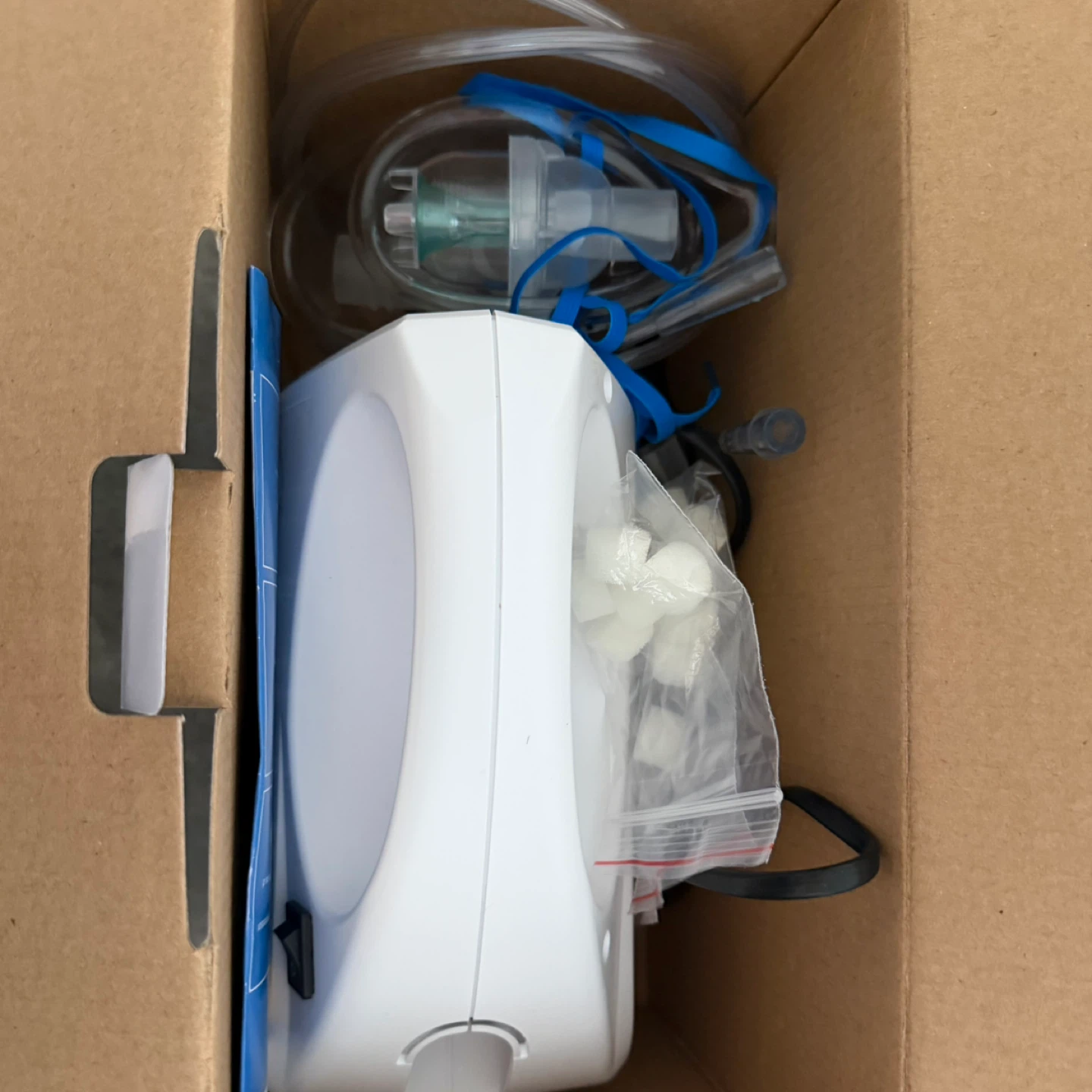 Portable BeC Compact Nebulizer with Accessories - photo 4