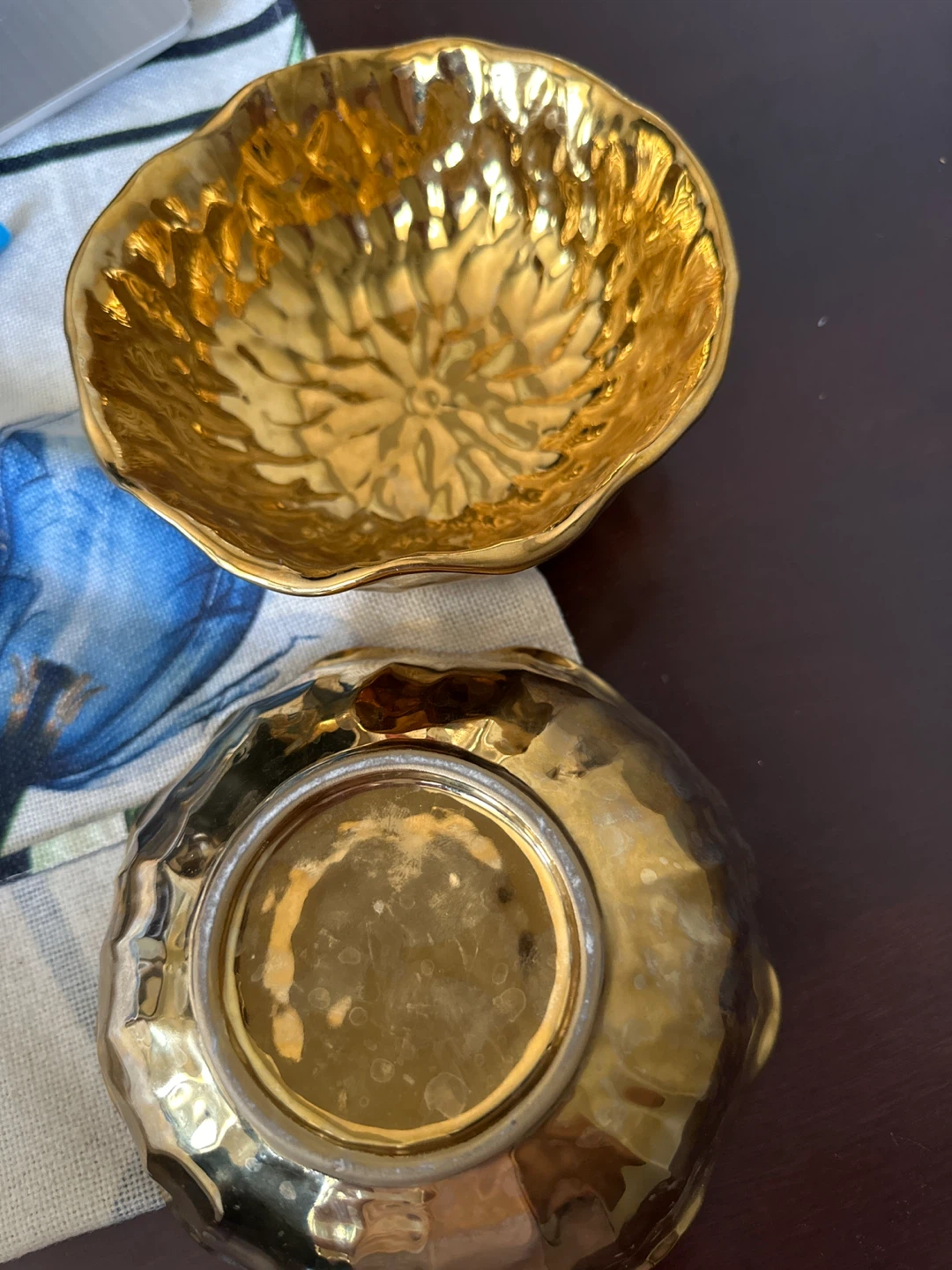 Set of 2 Gold Decorative Small Bowls - photo 3