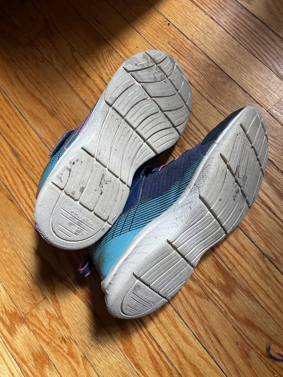 Skechers Navy Blue Pink Girls Running Shoes - photo 3