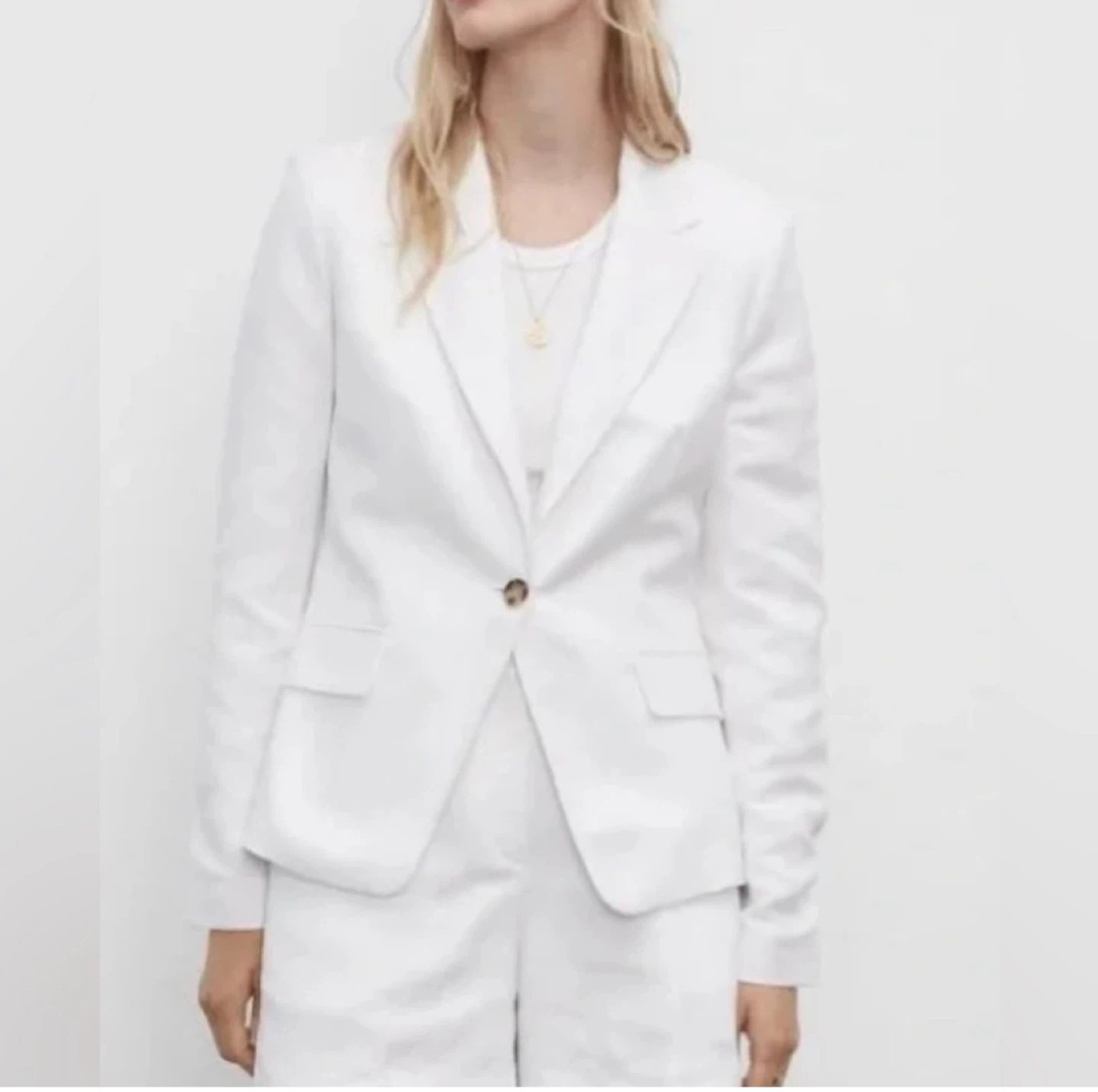 Club Monaco White Linen Blazer
