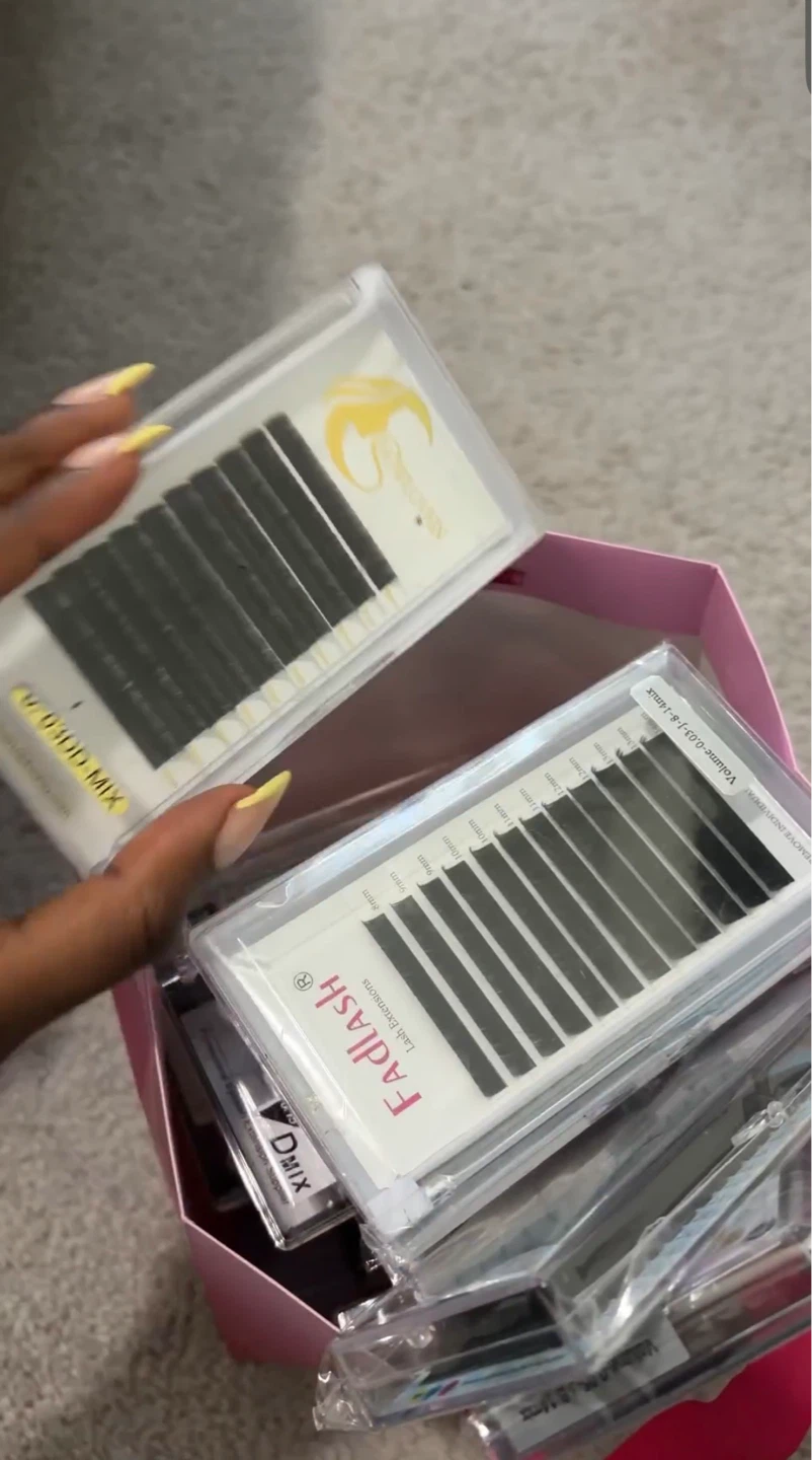 EYELASH START KIT+BULK OF LASH TRAYS - photo 3