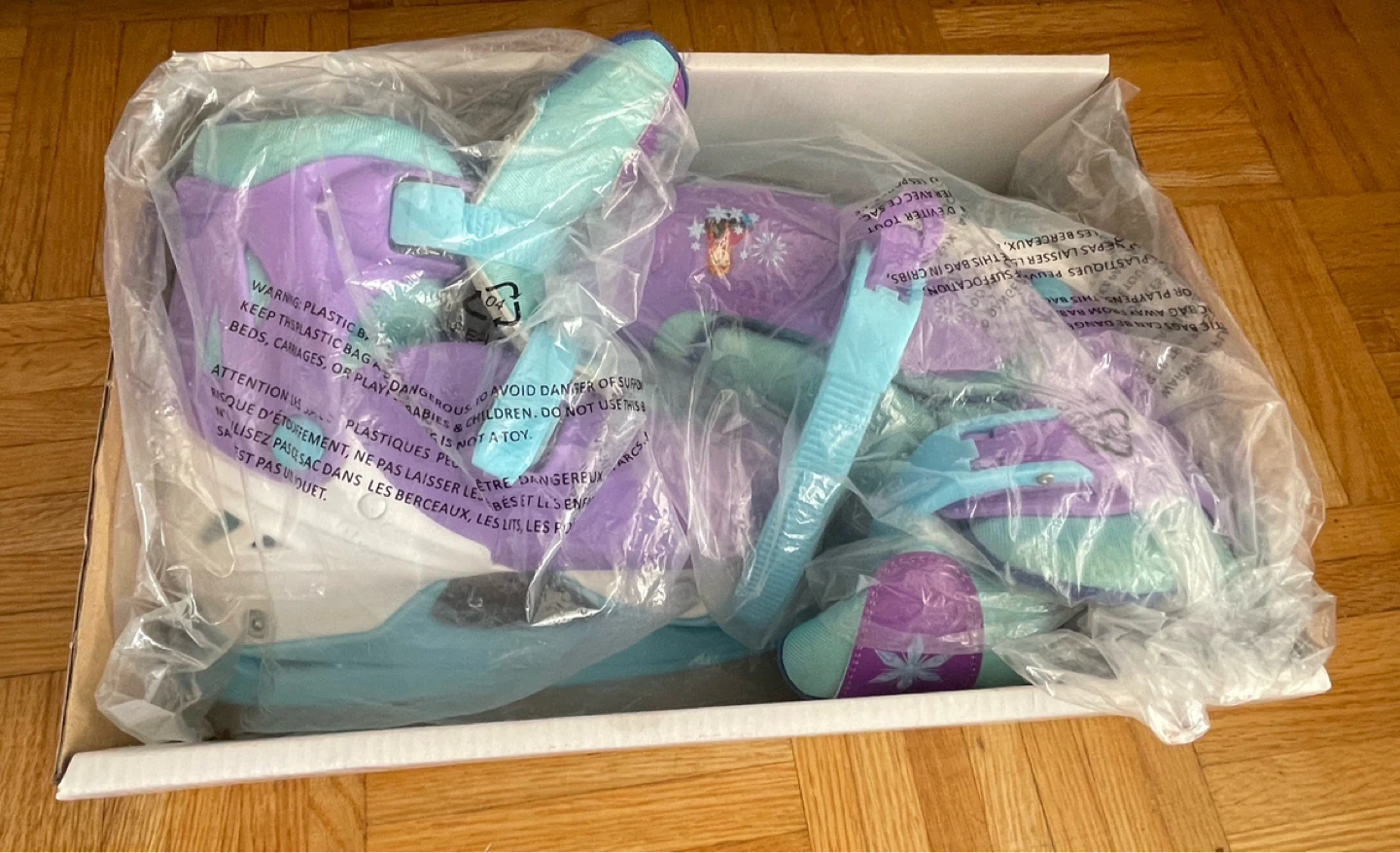 Disney Frozen Adjustable Ice Skates Youth Y12-2