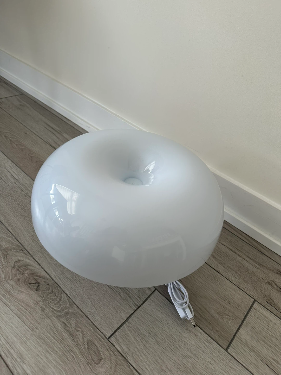 [Brand New] Retro White Mushroom LED Table Lamp - photo 3
