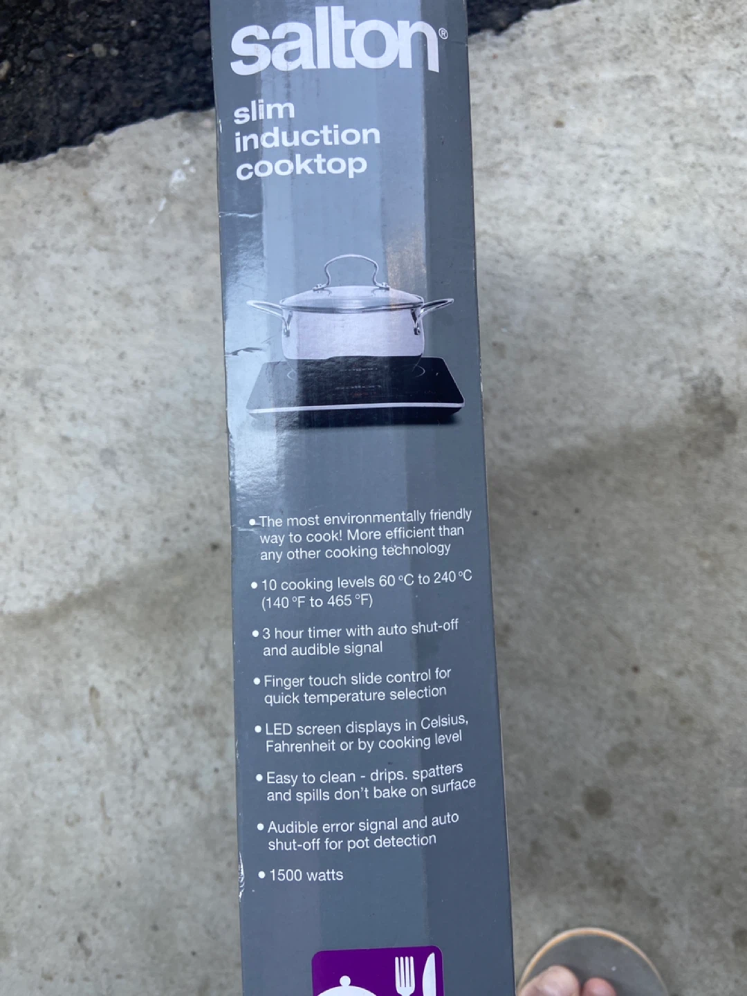 Salton Slim Induction Cooktop - photo 2