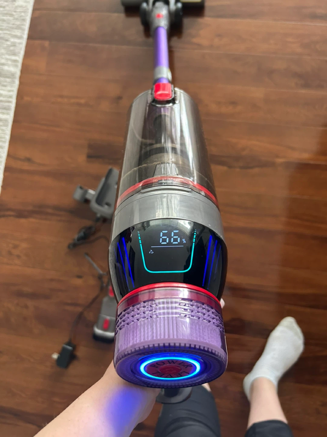 Purple Cordless Vacuum Cleaner with Accessories