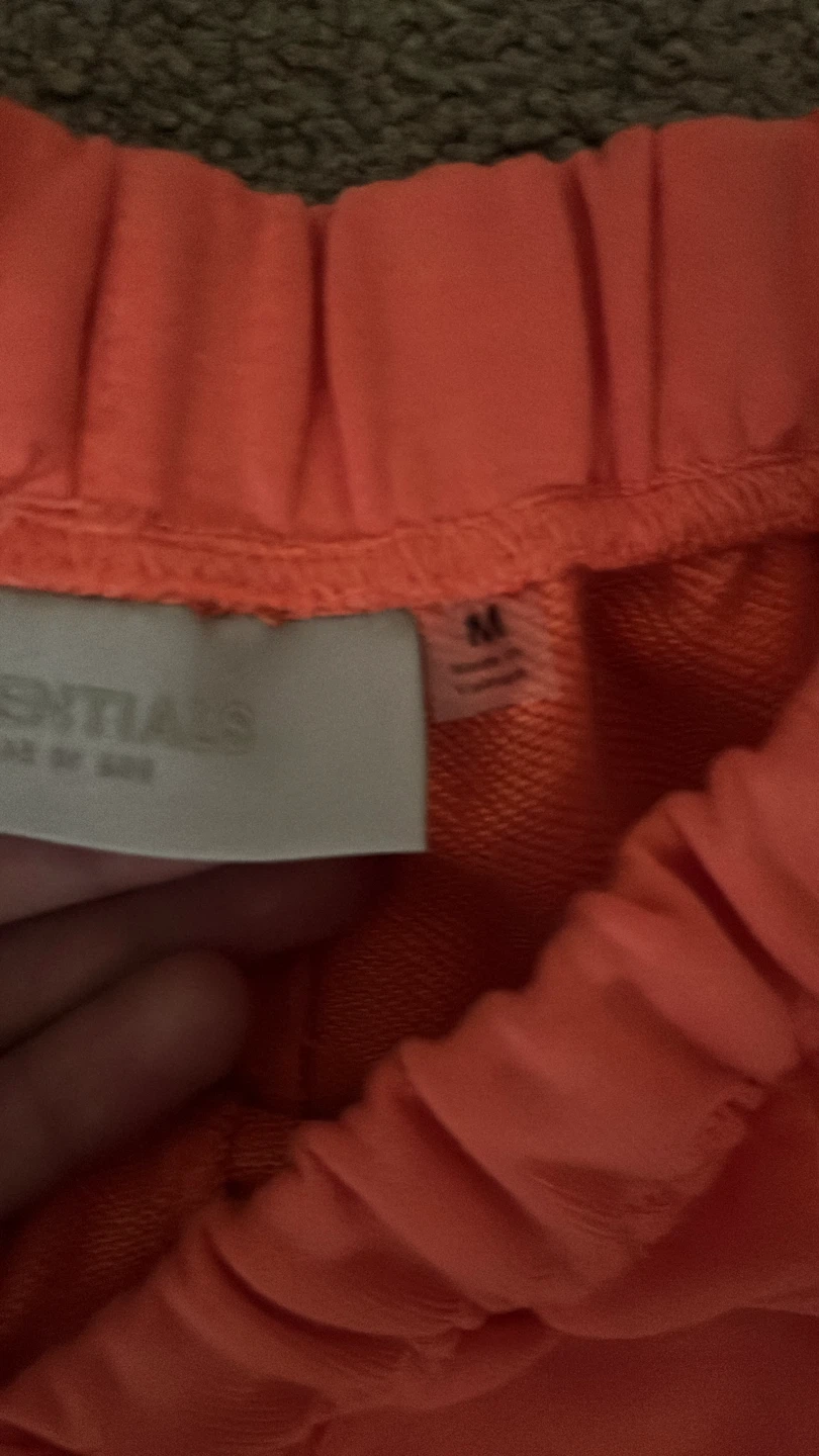 Fear of God Essentials Shorts - Coral - Size M - photo 3