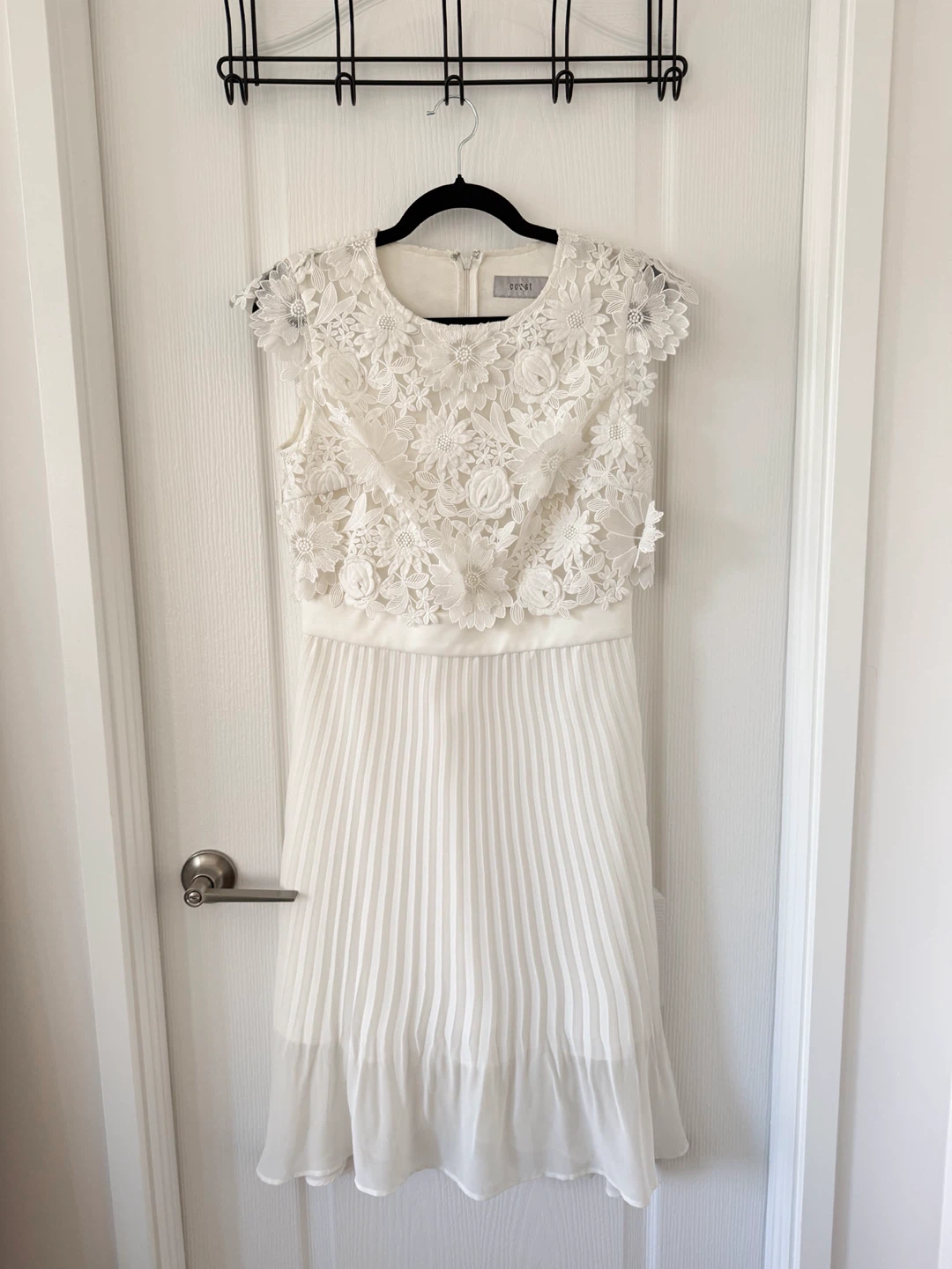 coast White Lace Pleated Dress - photo 3