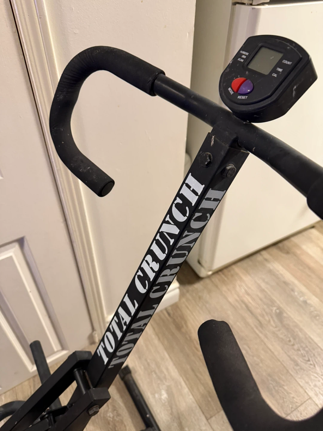 Total Crunch Fitness Machine - photo 2