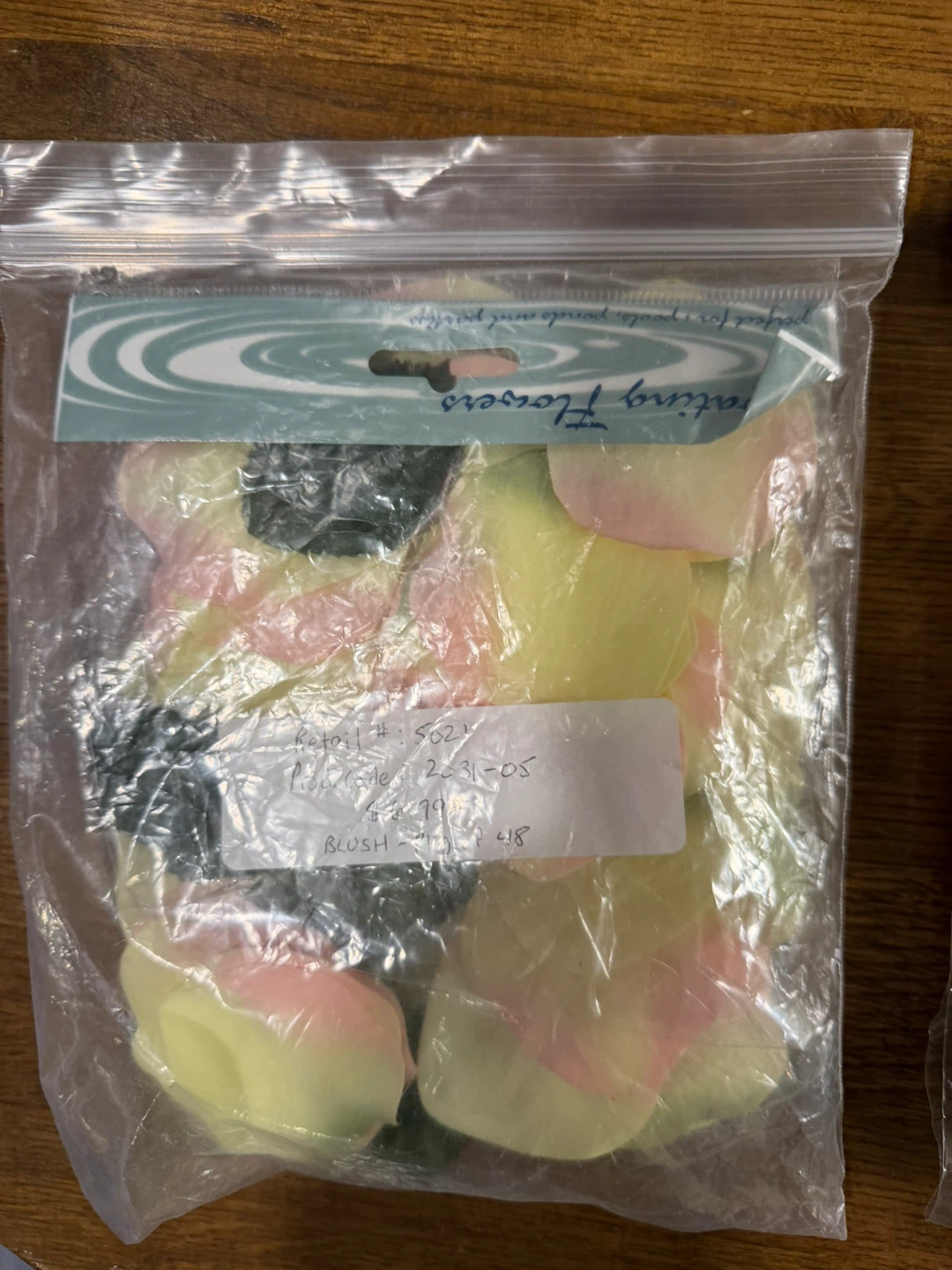 Floating Flowers Petals (2 Packs) - photo 2