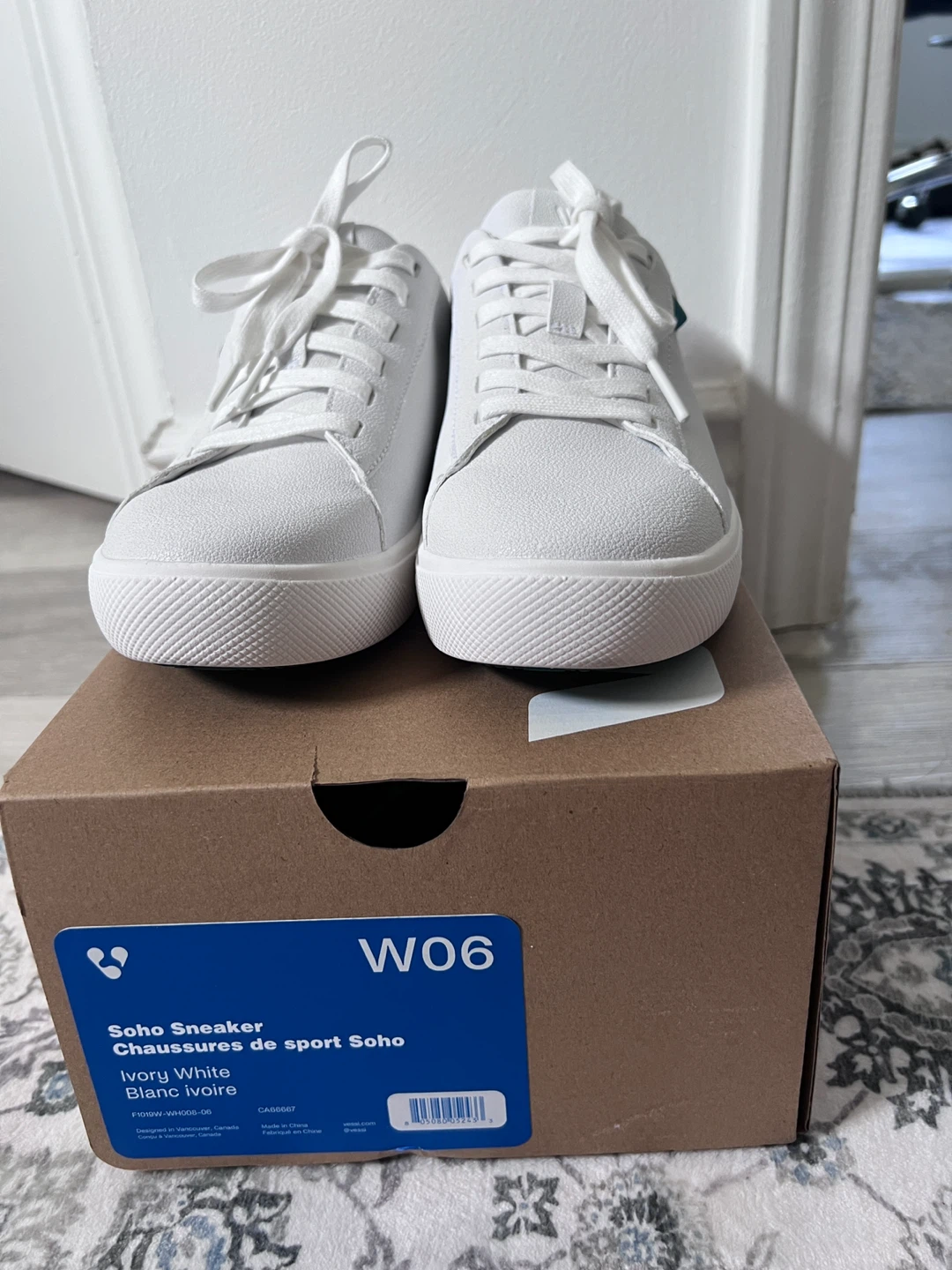 Vessi Soho Sneaker - Ivory White (size 6)