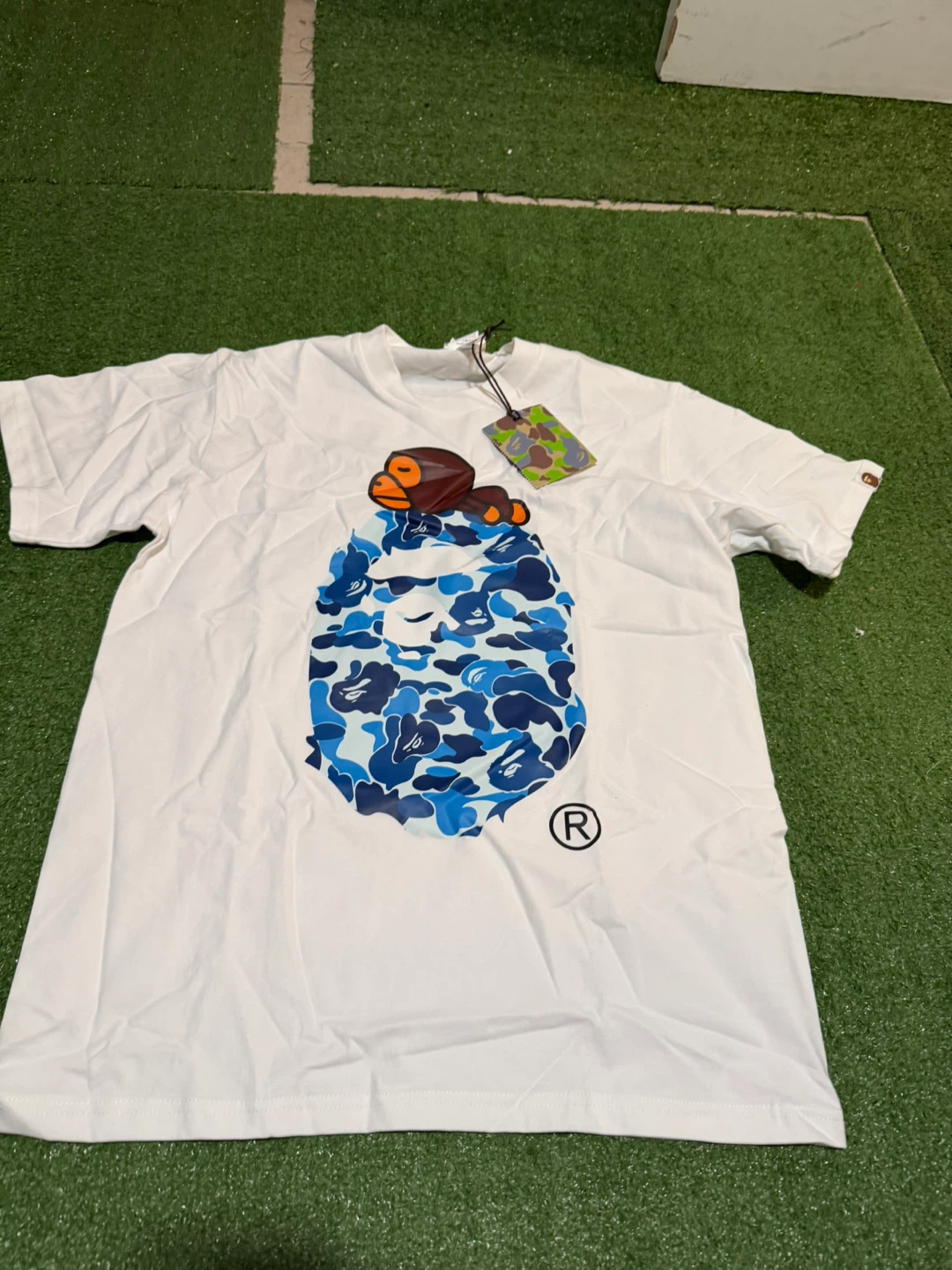 A Bathing Ape BAPE Camo Ape Head T-Shirt White Size L