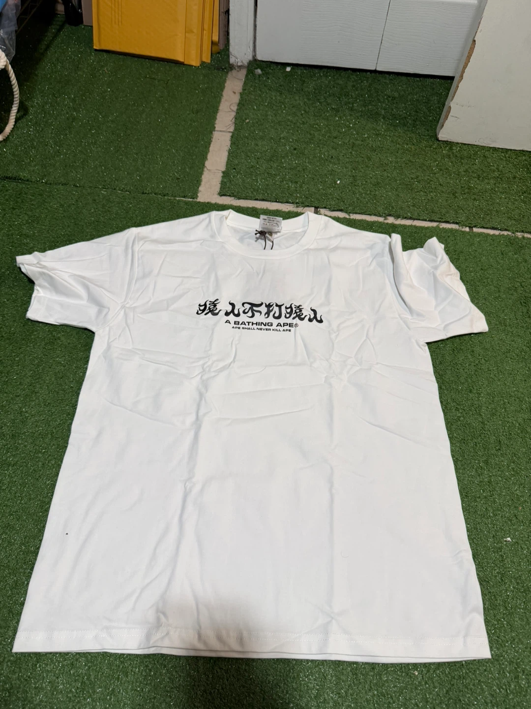 A Bathing Ape T-Shirt White Camo Logo Size L