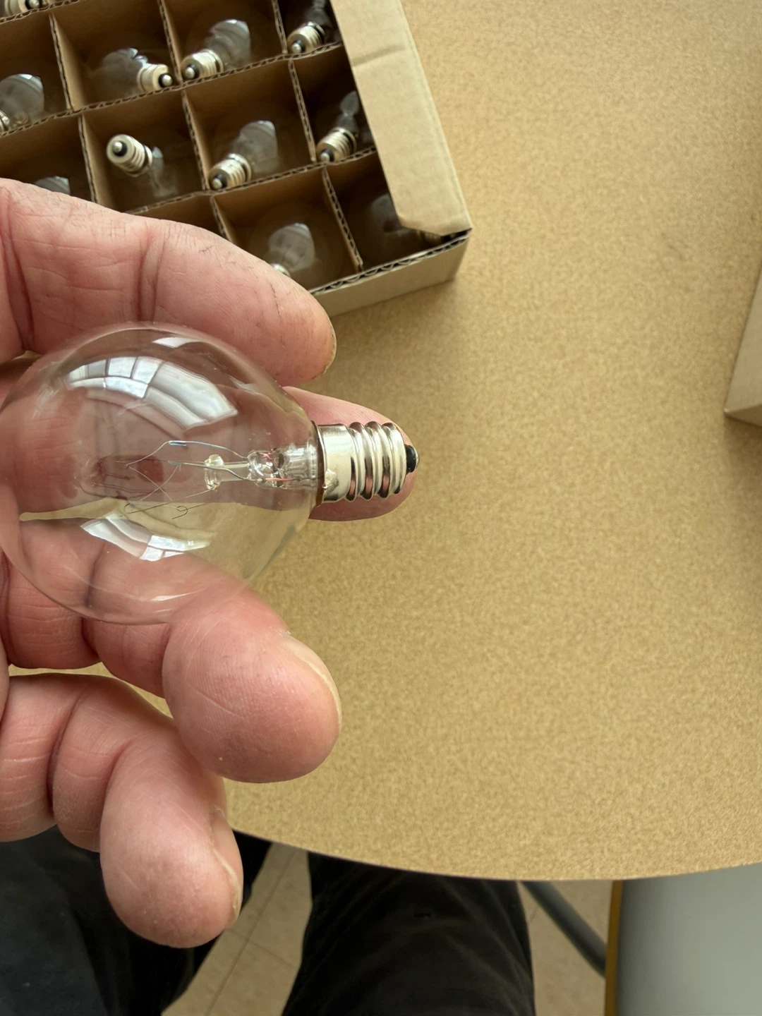 Box of 50 Small Incandescent Light Bulbs - photo 2