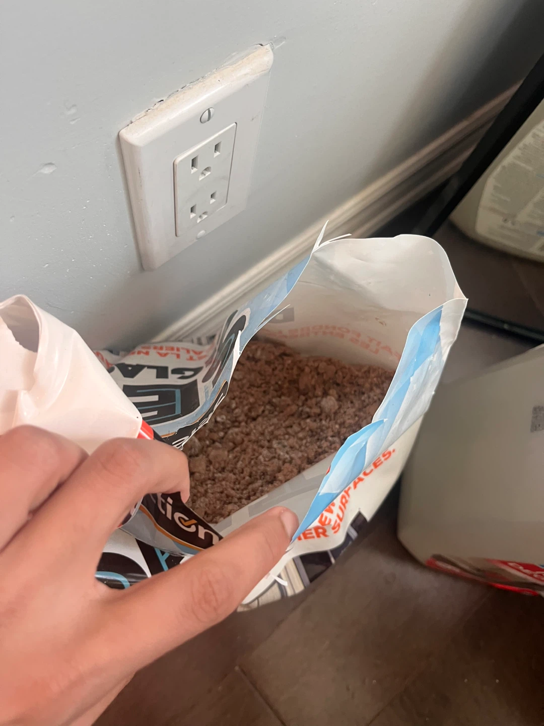 Selection De-Icing Salt half Bag