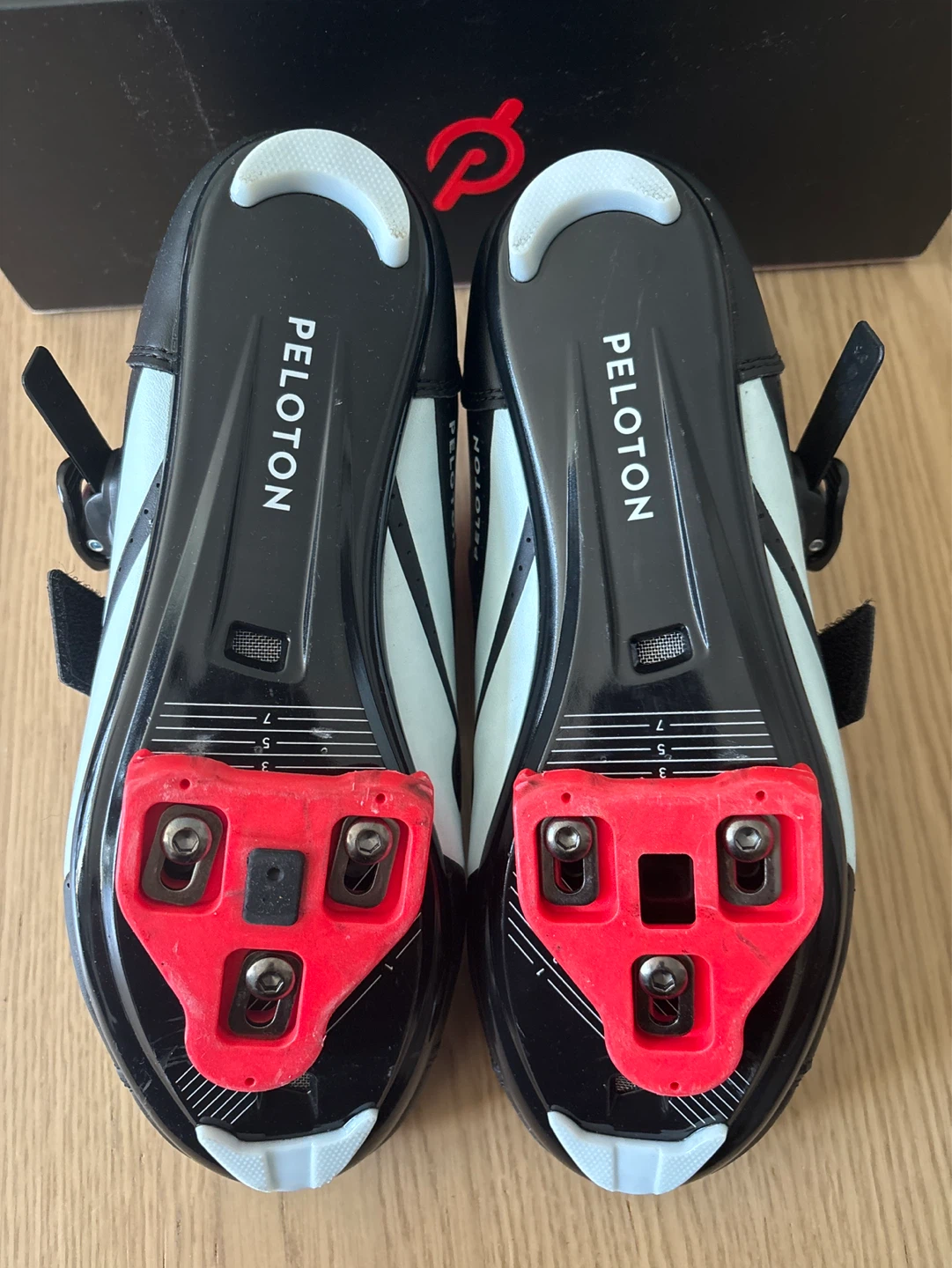 Peloton Cycling Shoes womens 40 cleats - photo 2