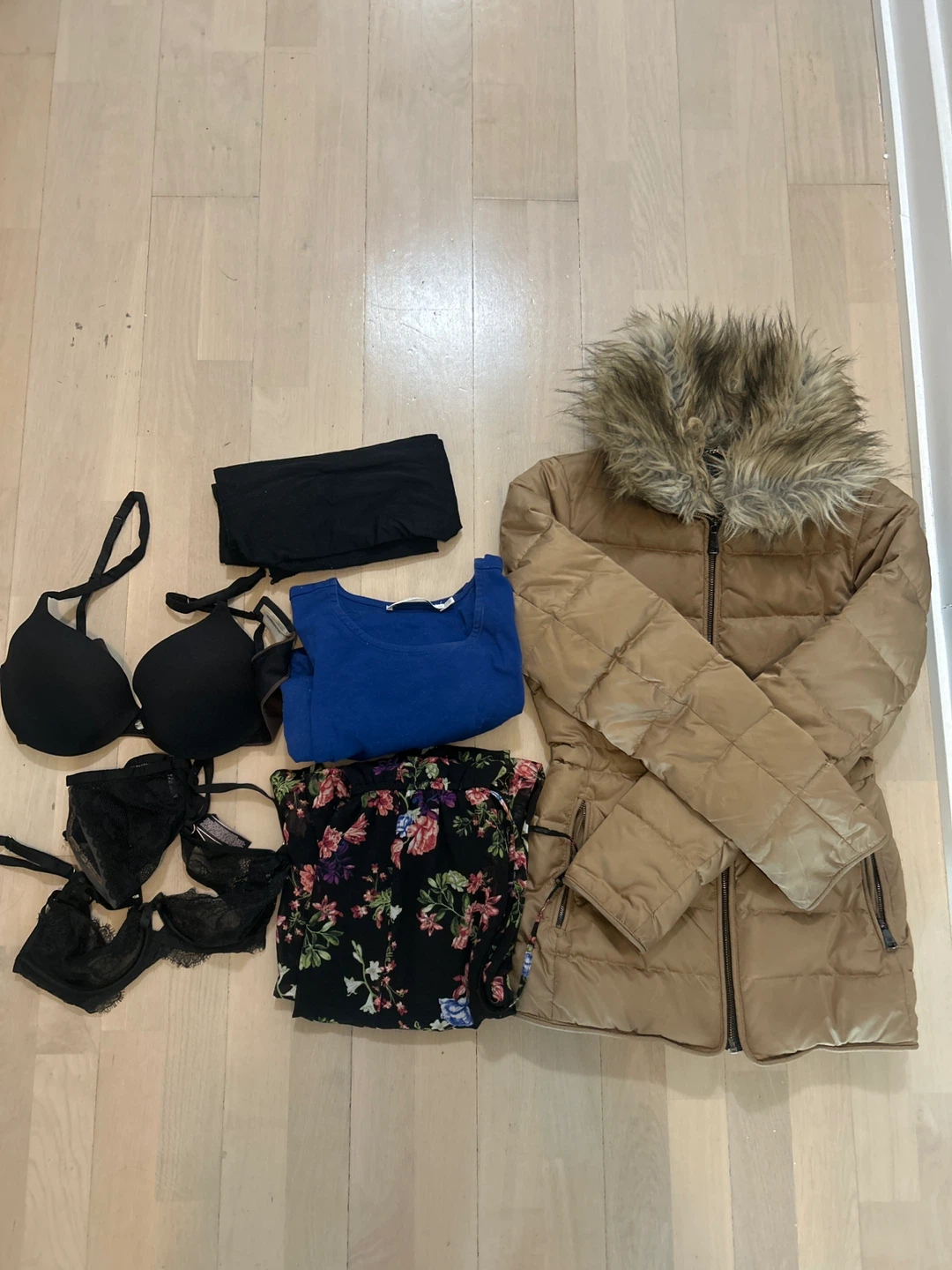 Free Bundle - Women Size XS/S (read caption)