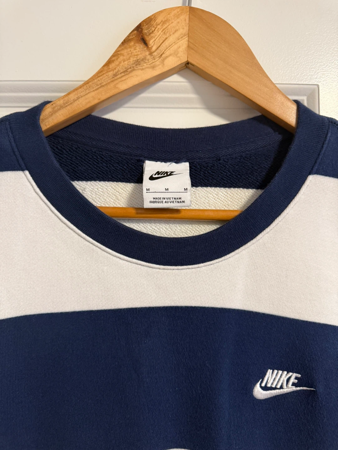 Nike Striped Crewneck Sweatshirt - Navy/White - Size M - photo 2